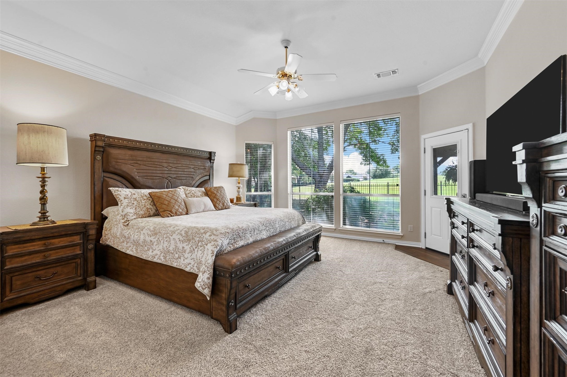 907 Turnberry Drive
