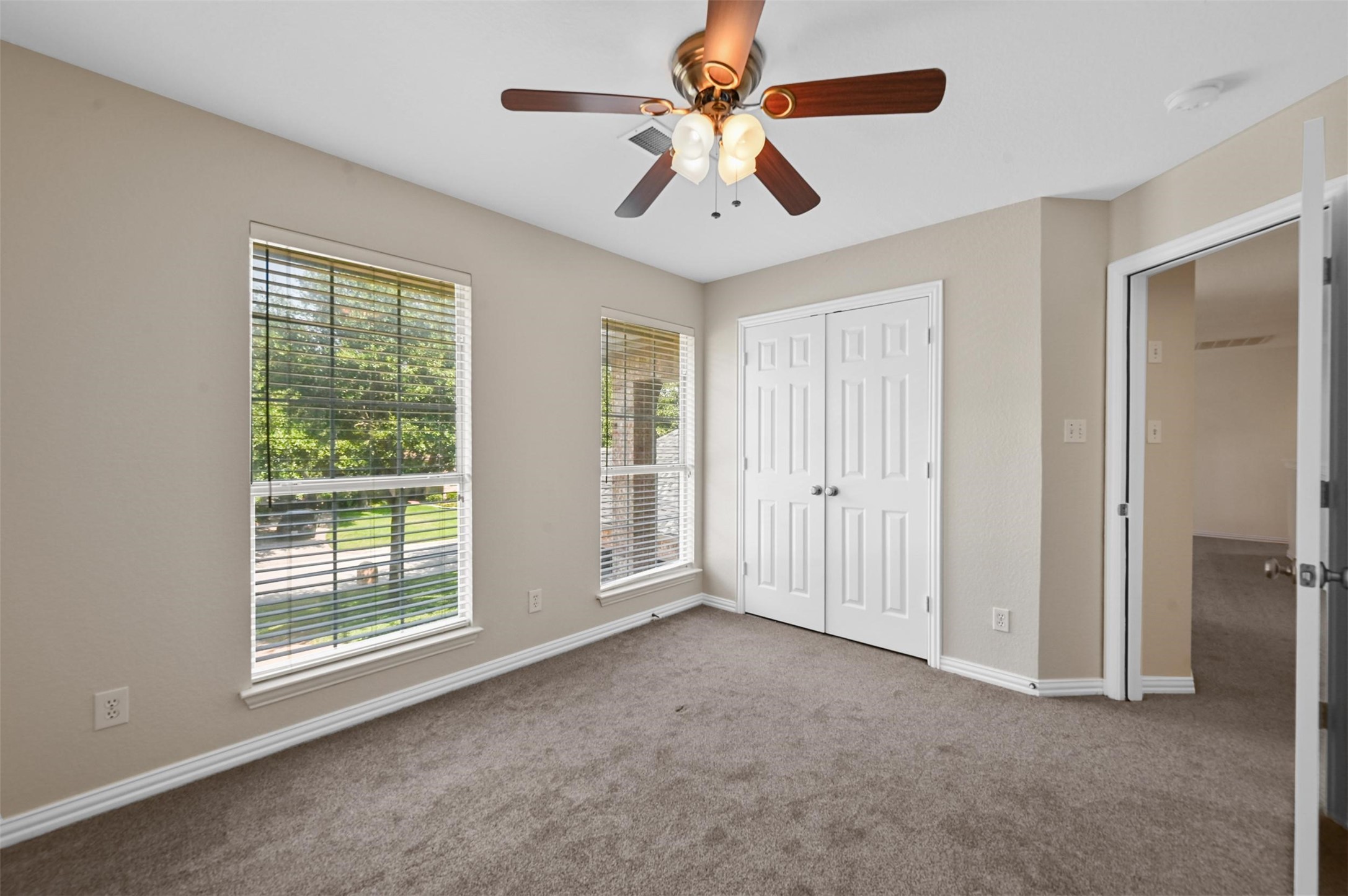 907 Turnberry Drive