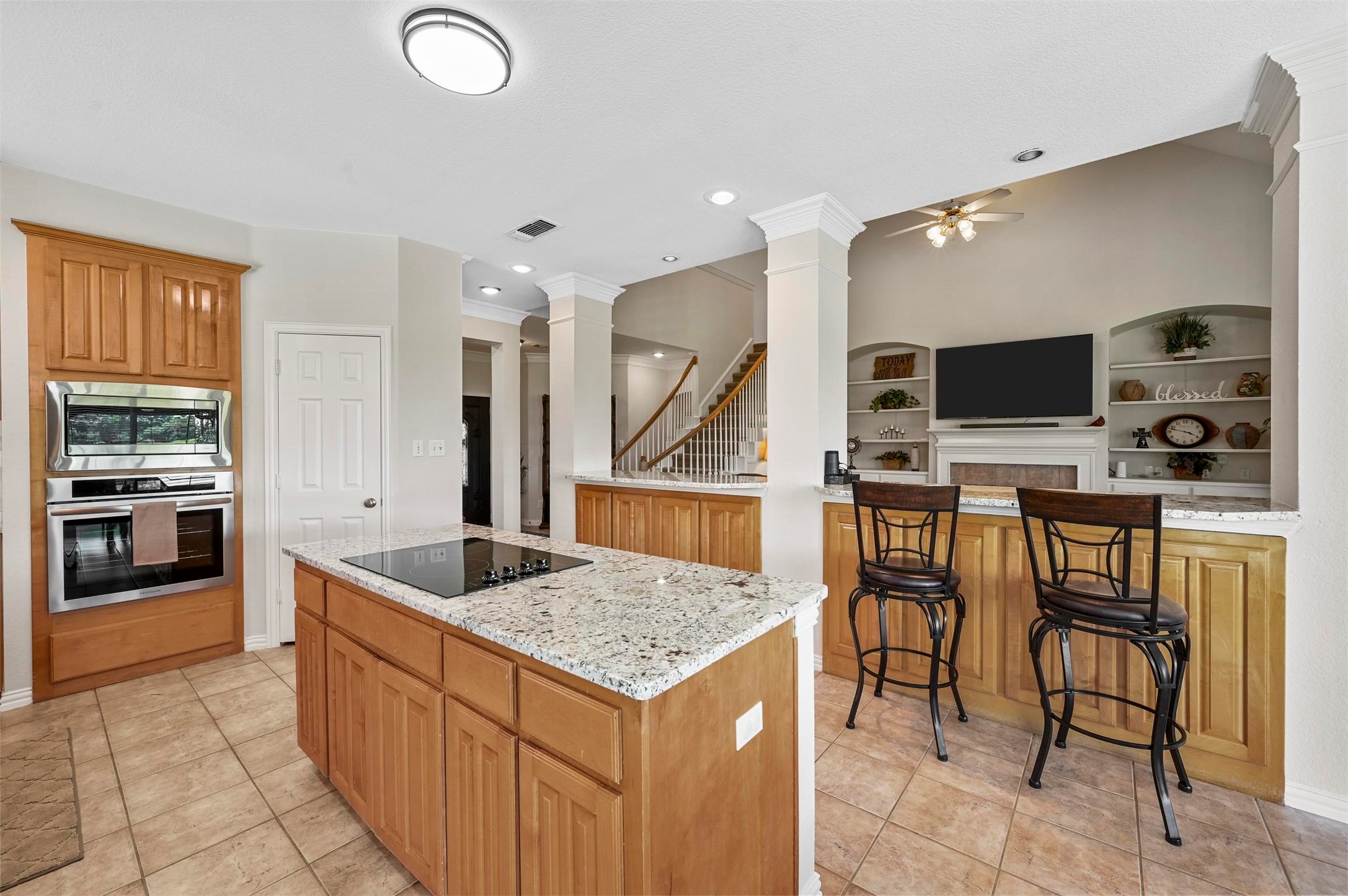 907 Turnberry Drive