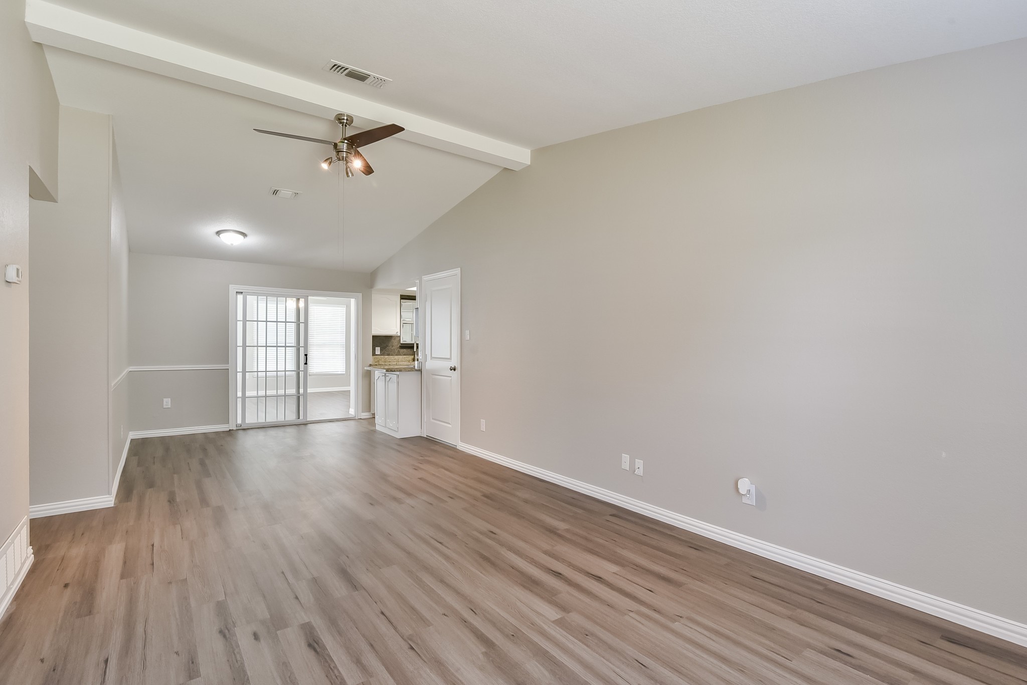 628 Little Lane