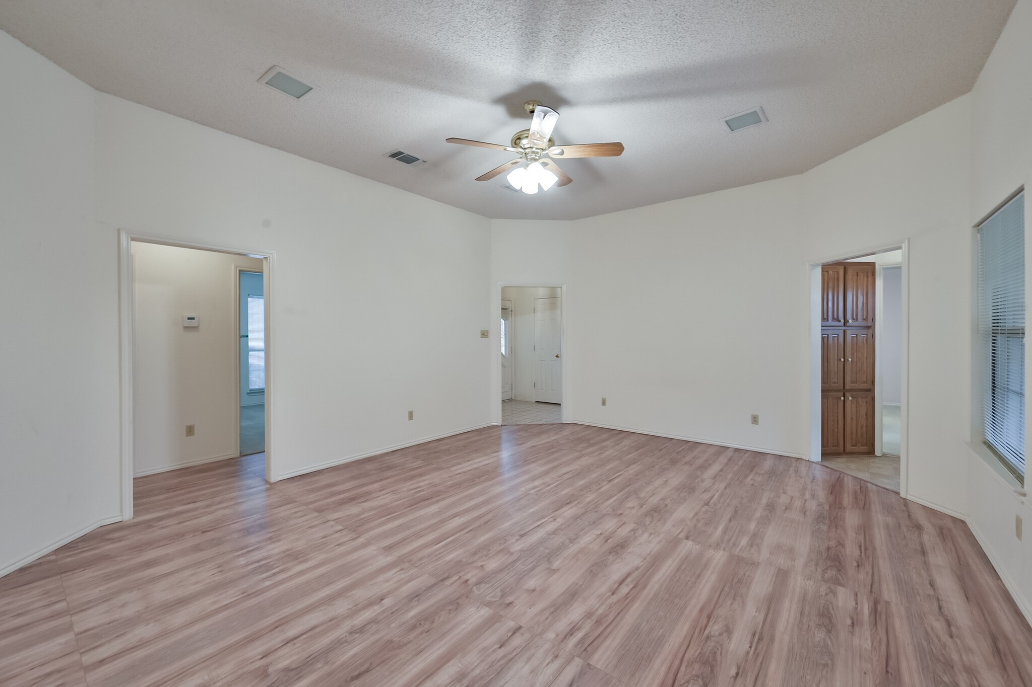 1 Hastings Court