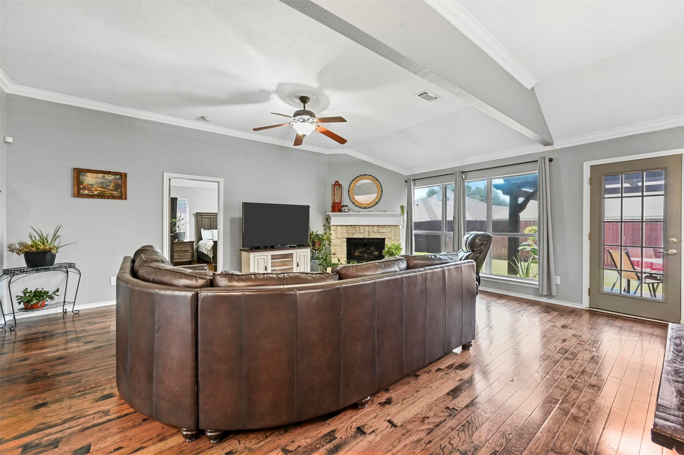 4418 Emerald Leaf Drive