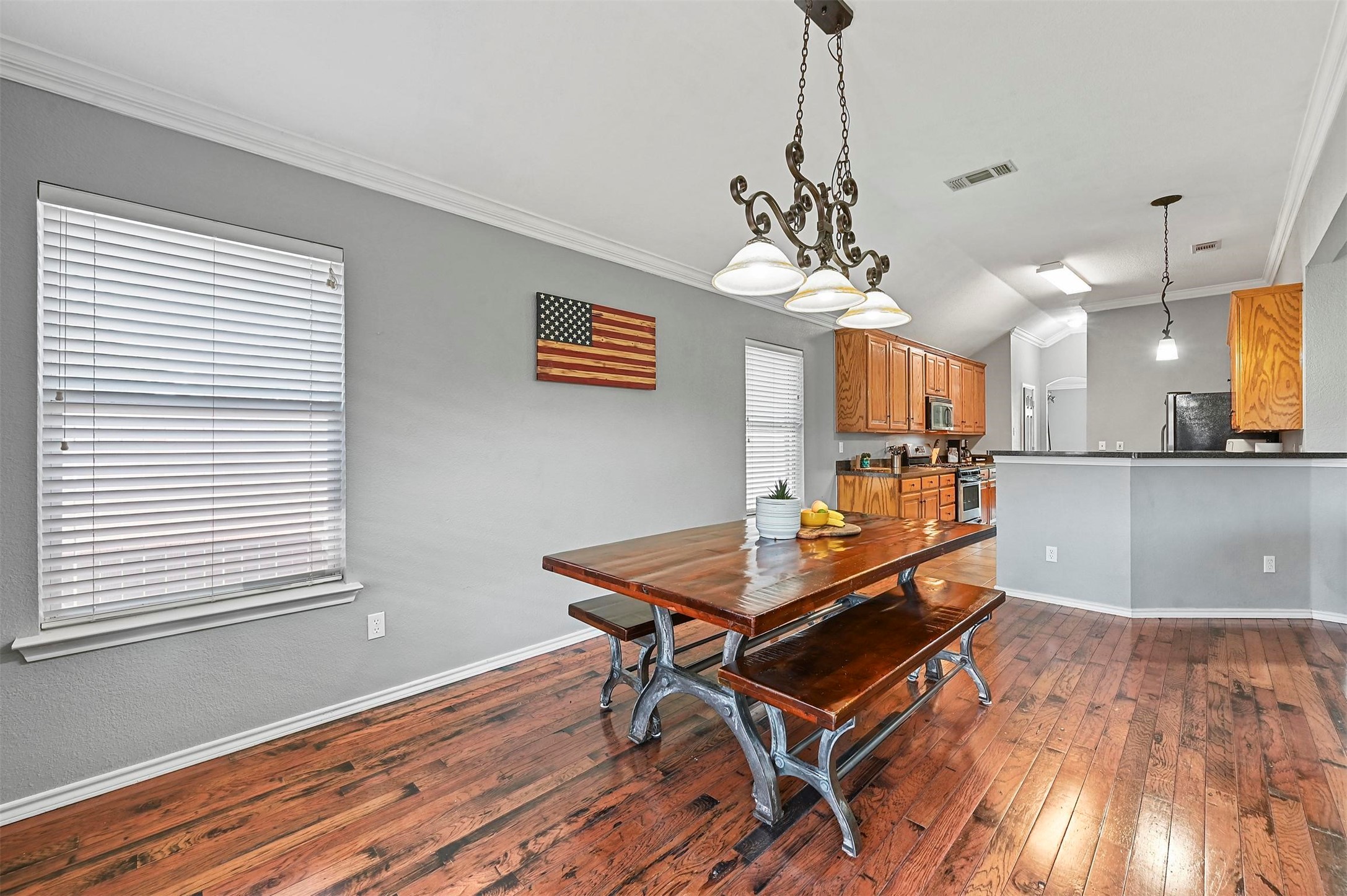 4418 Emerald Leaf Drive