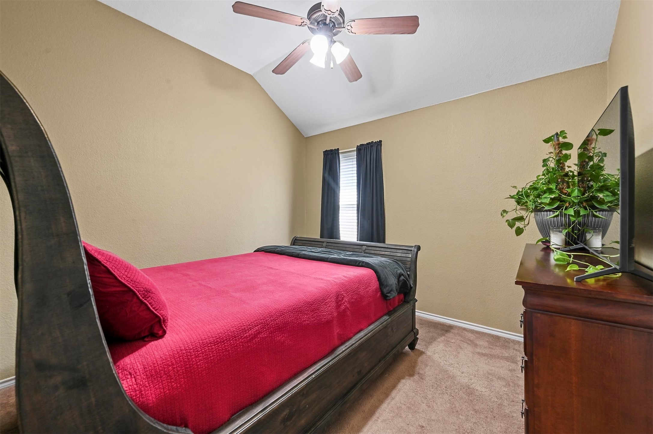 4418 Emerald Leaf Drive