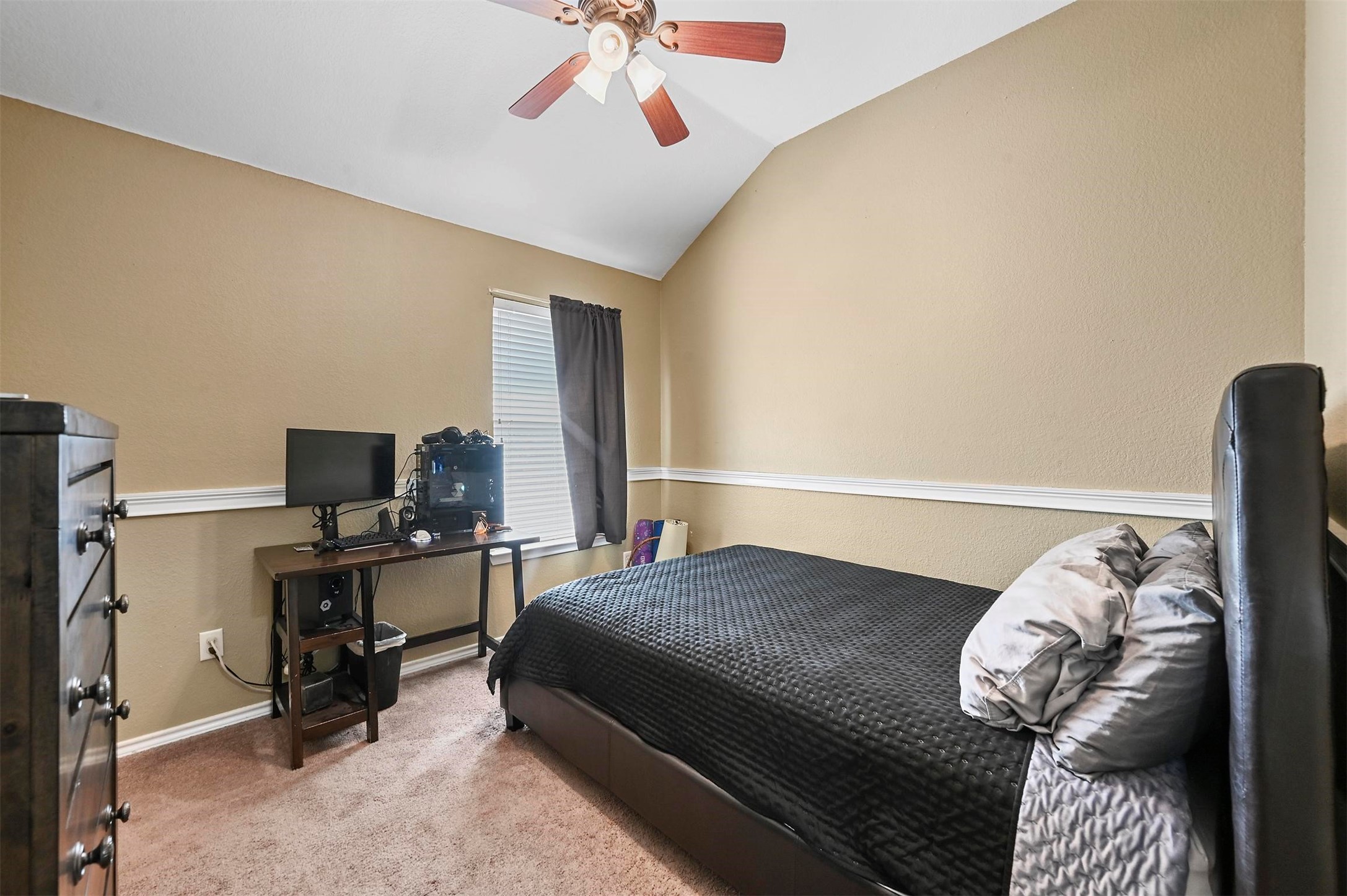 4418 Emerald Leaf Drive