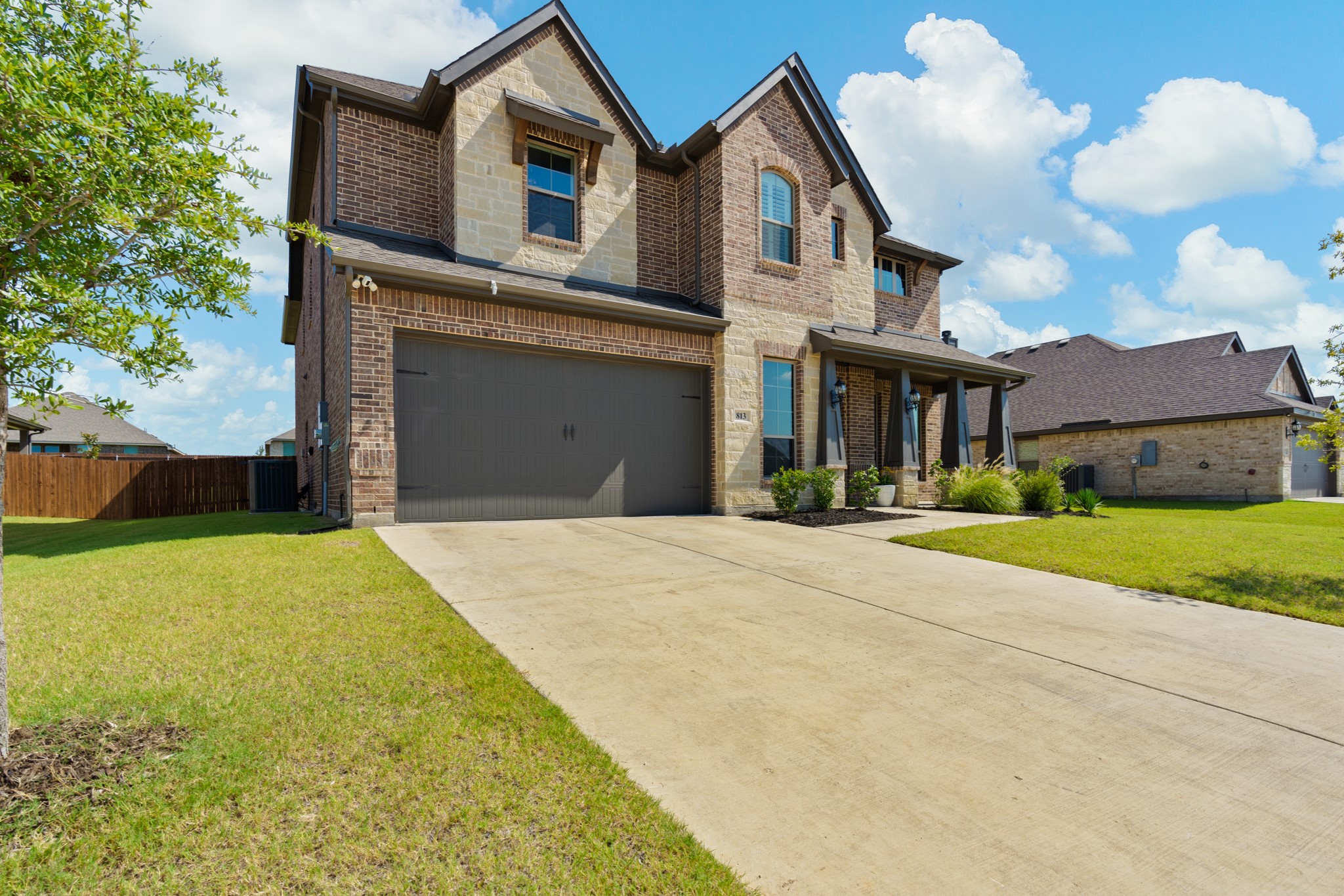 813 Deleon Drive
