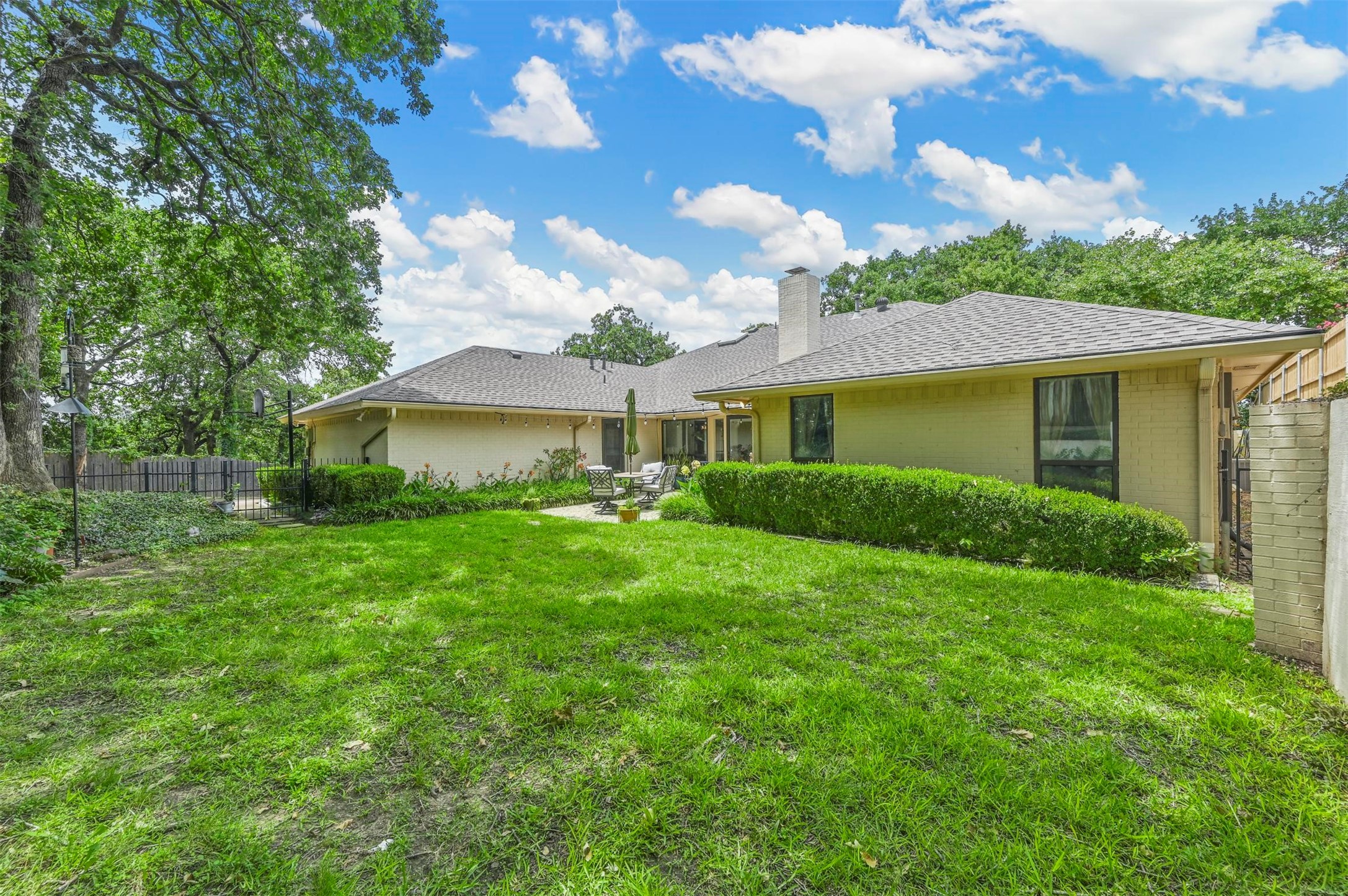 2728 Steamboat Circle