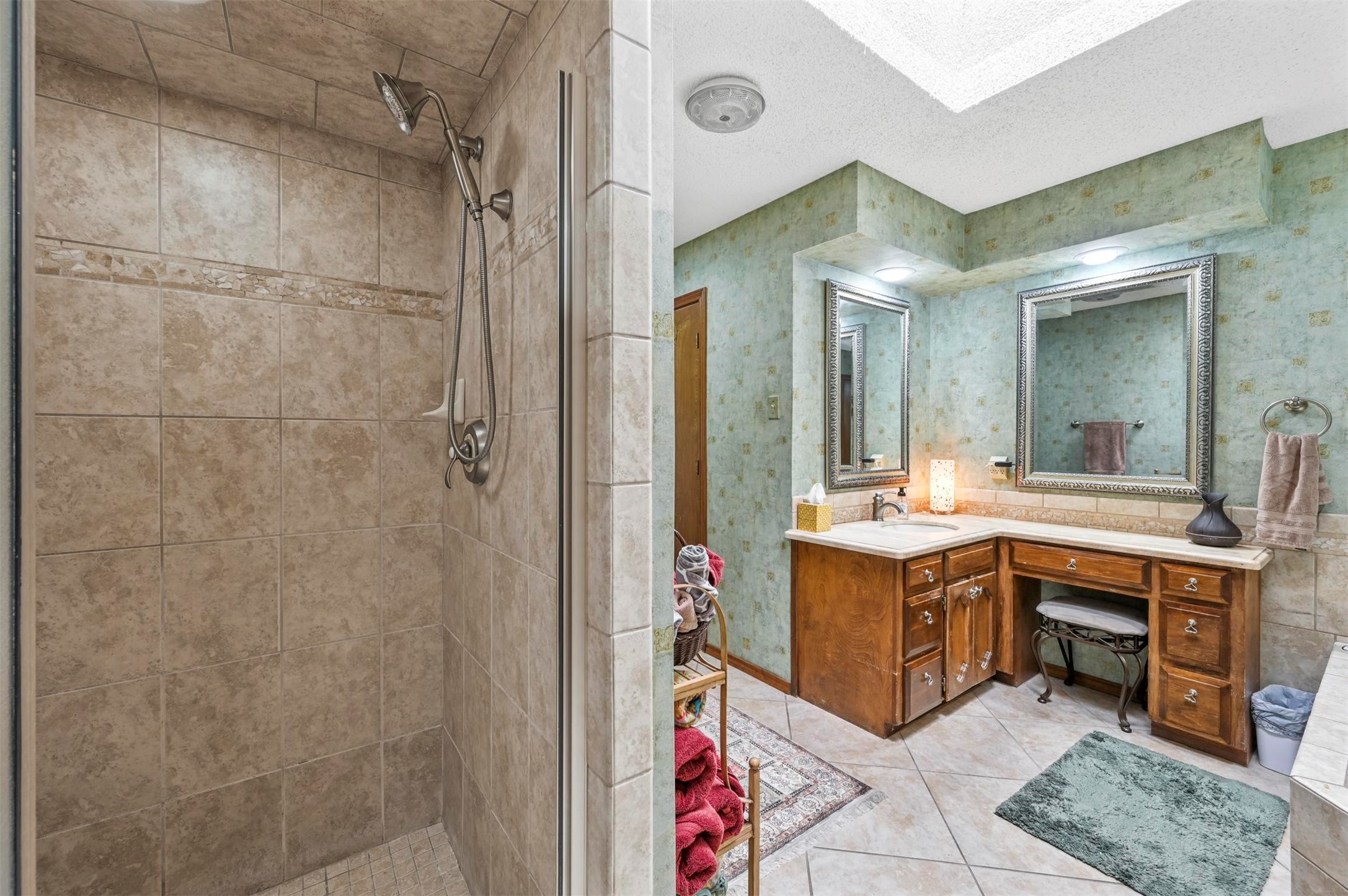 2728 Steamboat Circle