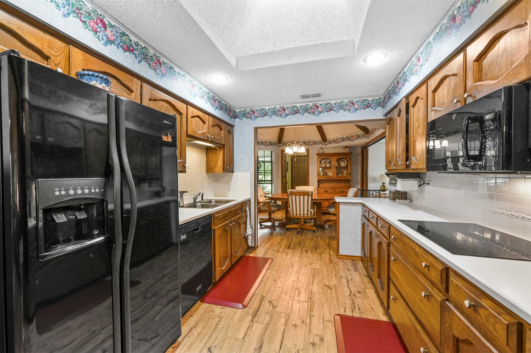 2728 Steamboat Circle