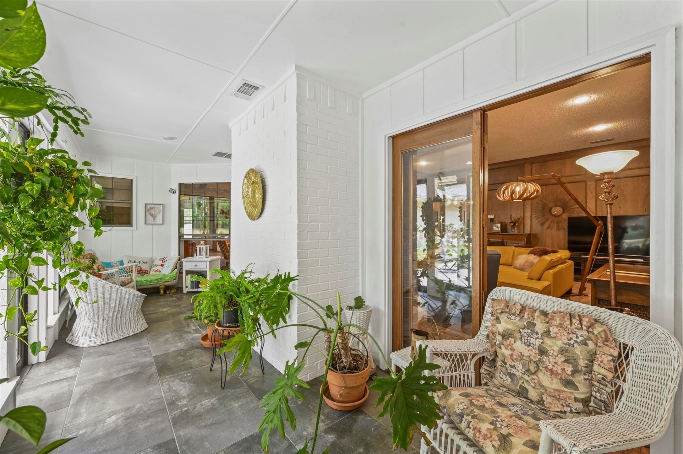 2728 Steamboat Circle