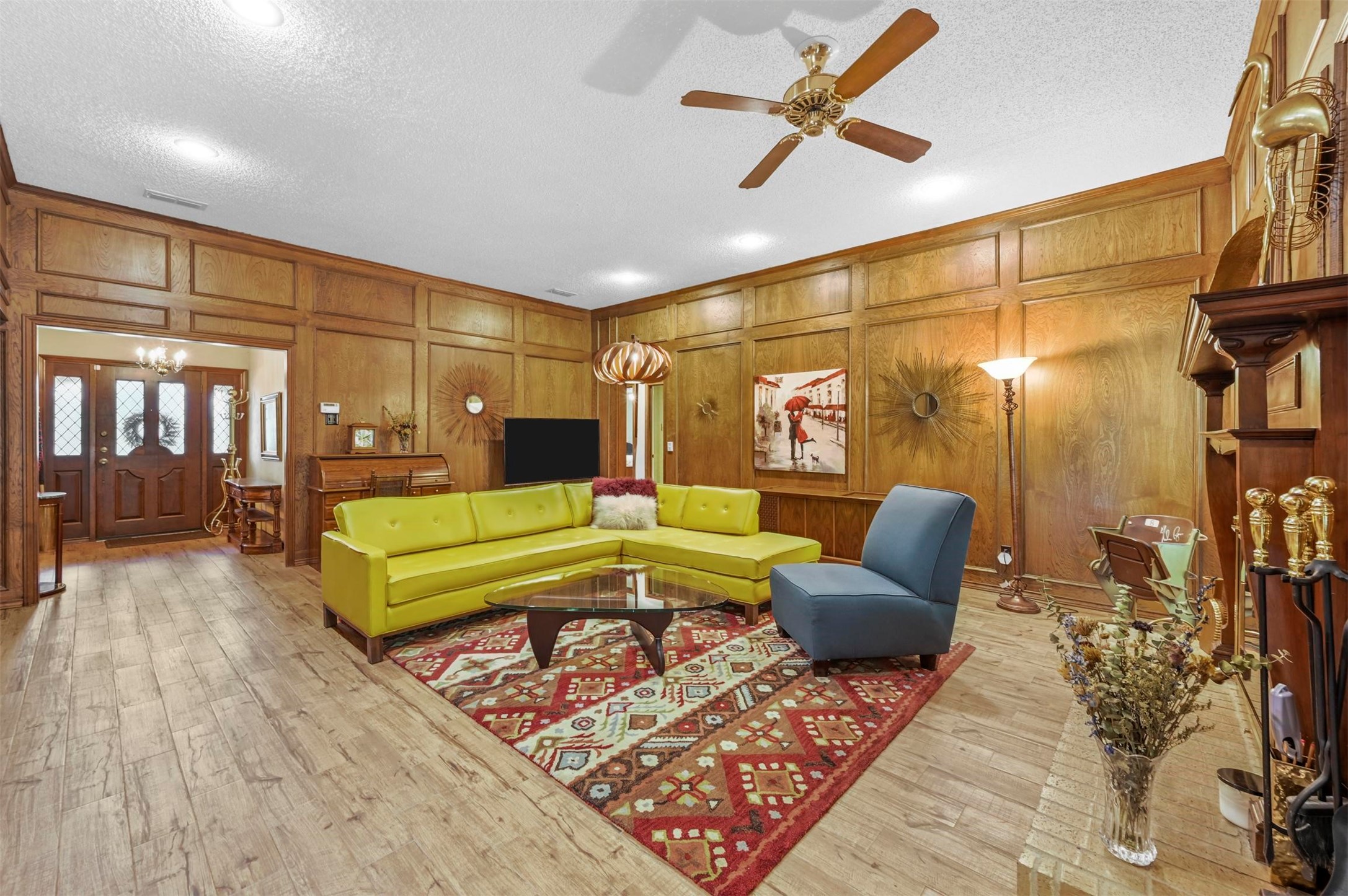 2728 Steamboat Circle