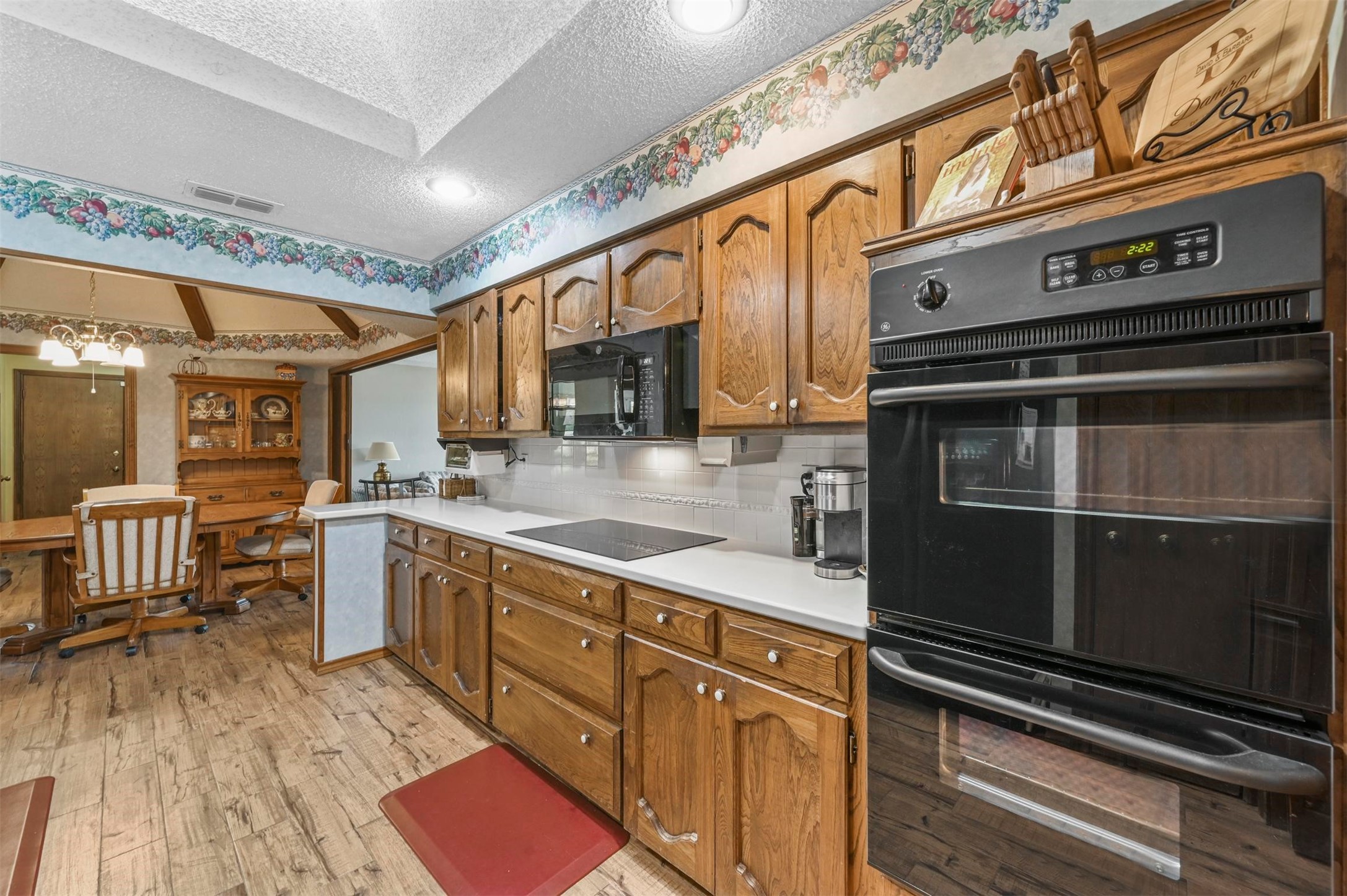 2728 Steamboat Circle