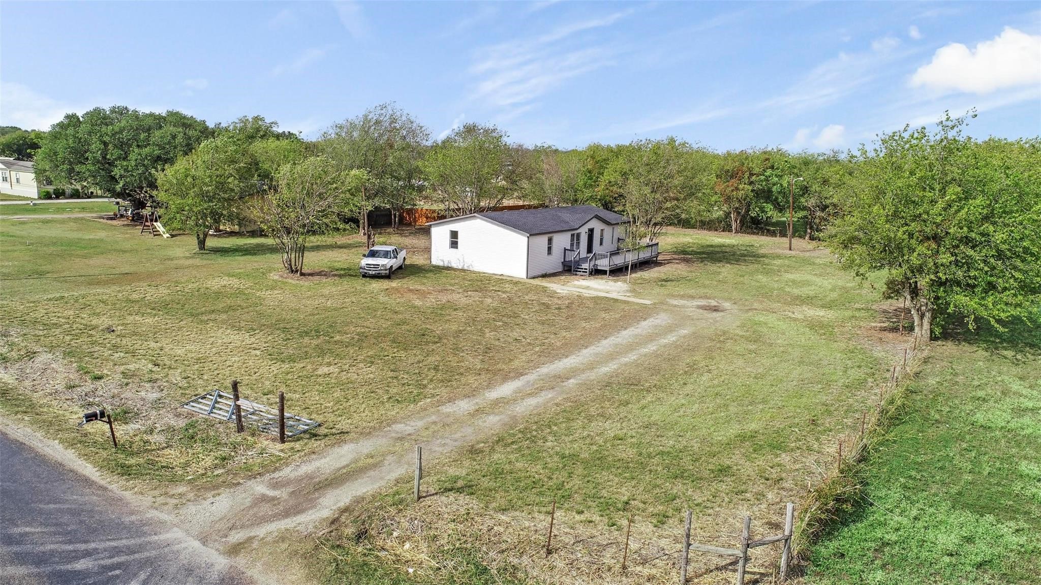 8513 County Road 1016