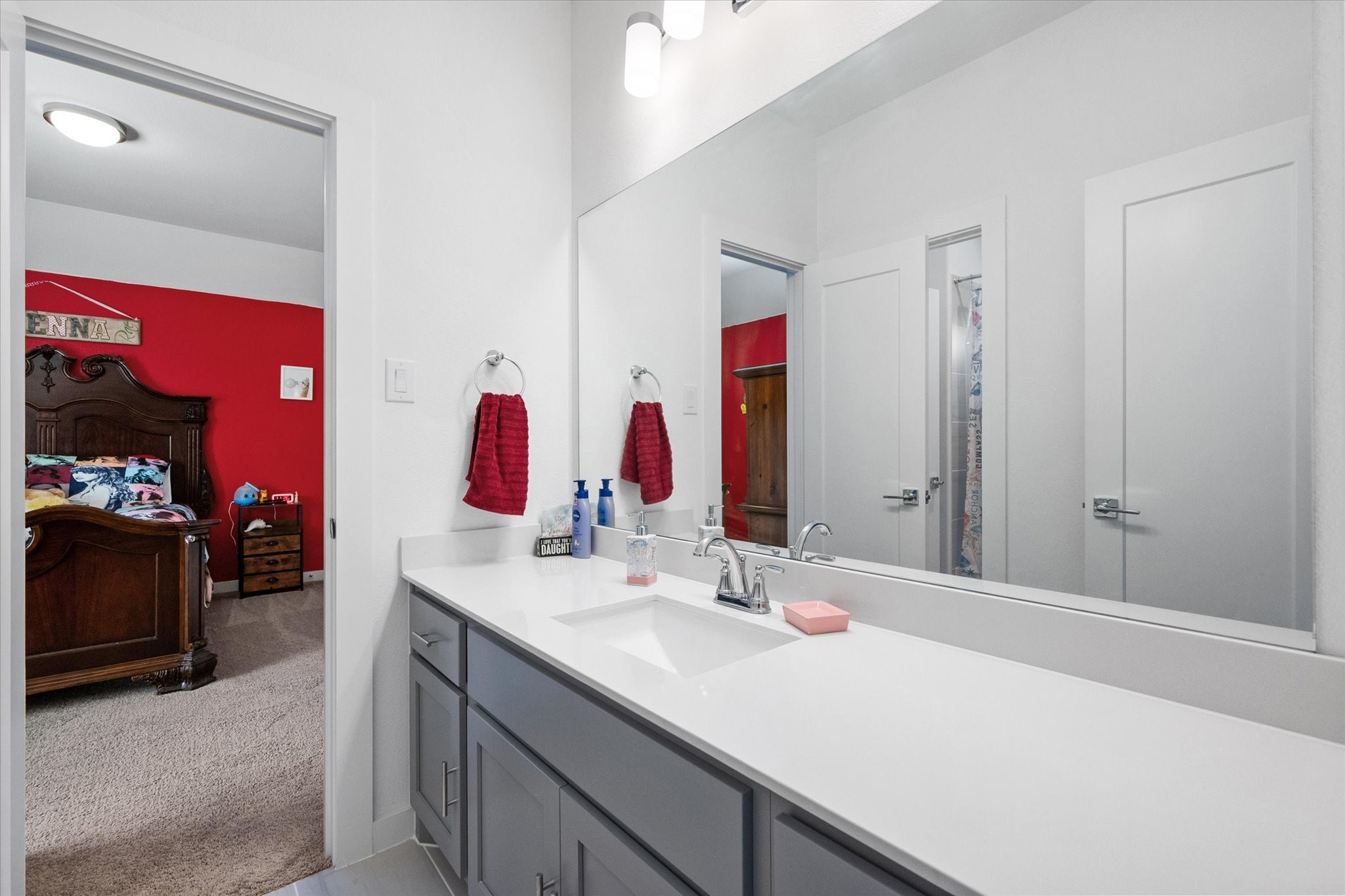 1413 Thunderbird Drive