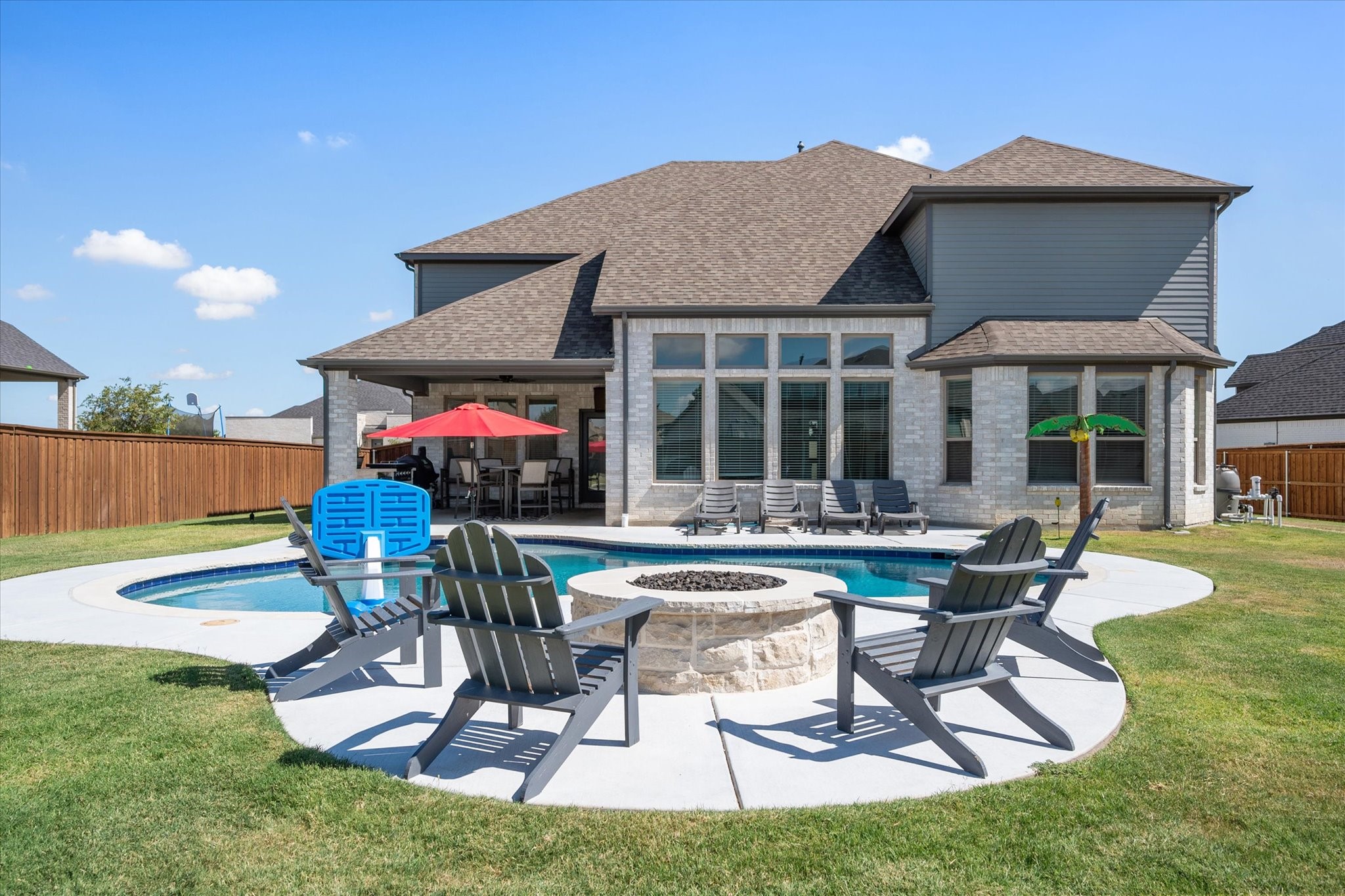 1413 Thunderbird Drive