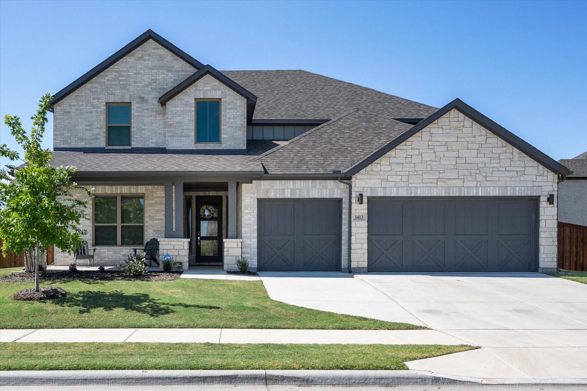 1413 Thunderbird Drive