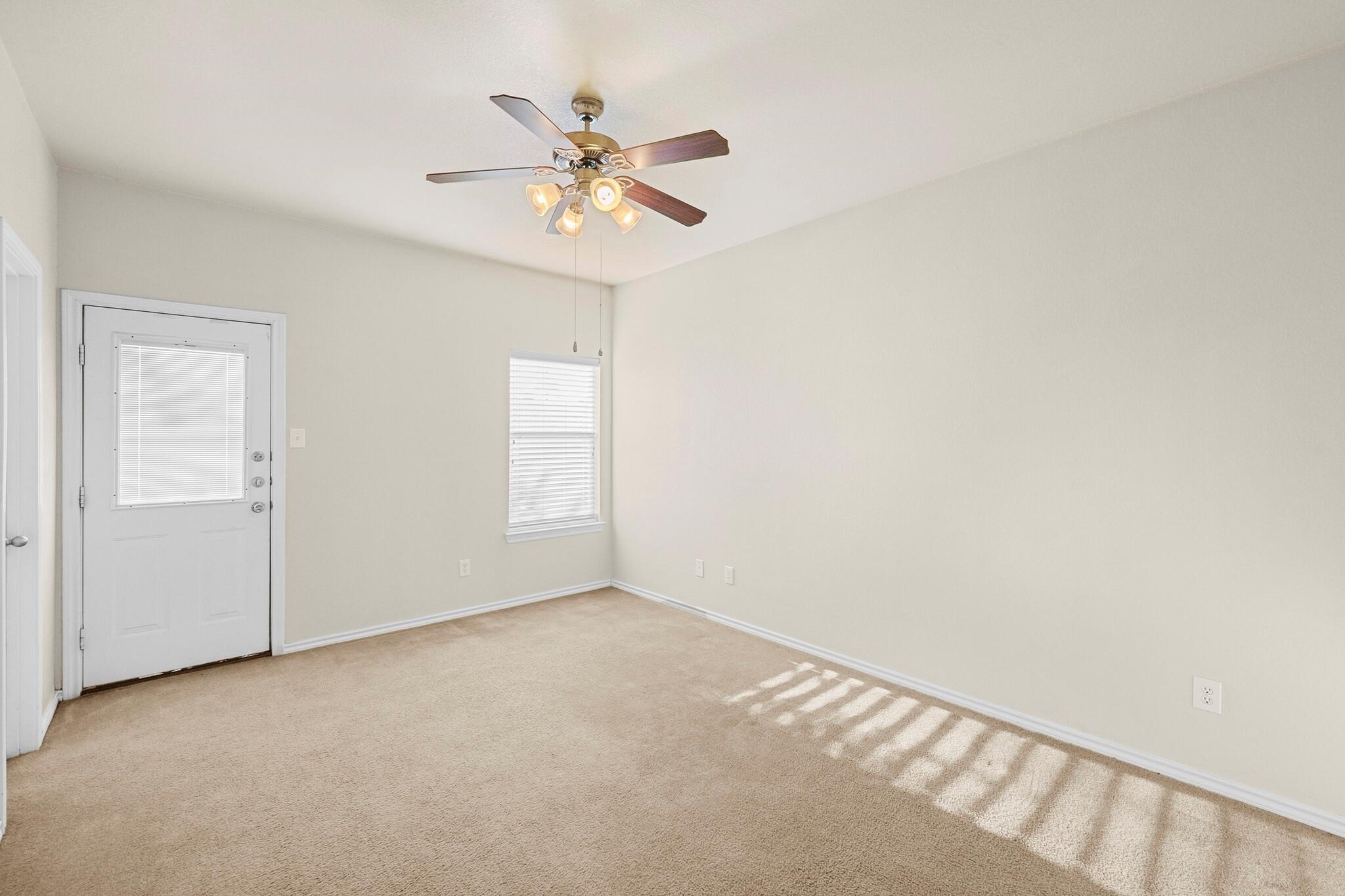 902 Walnut Street