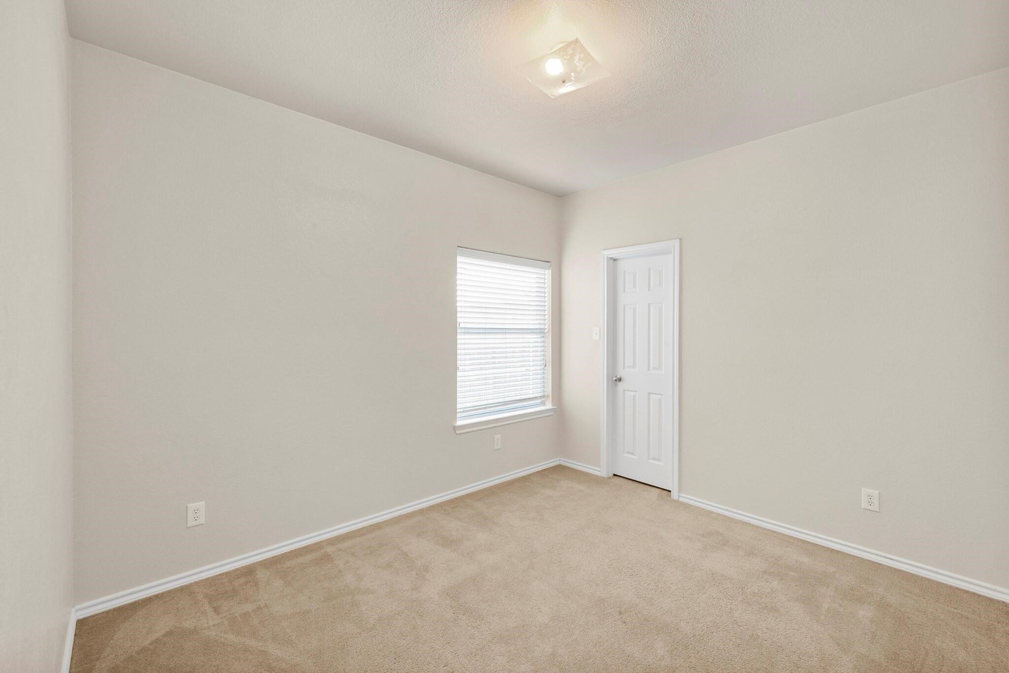 902 Walnut Street