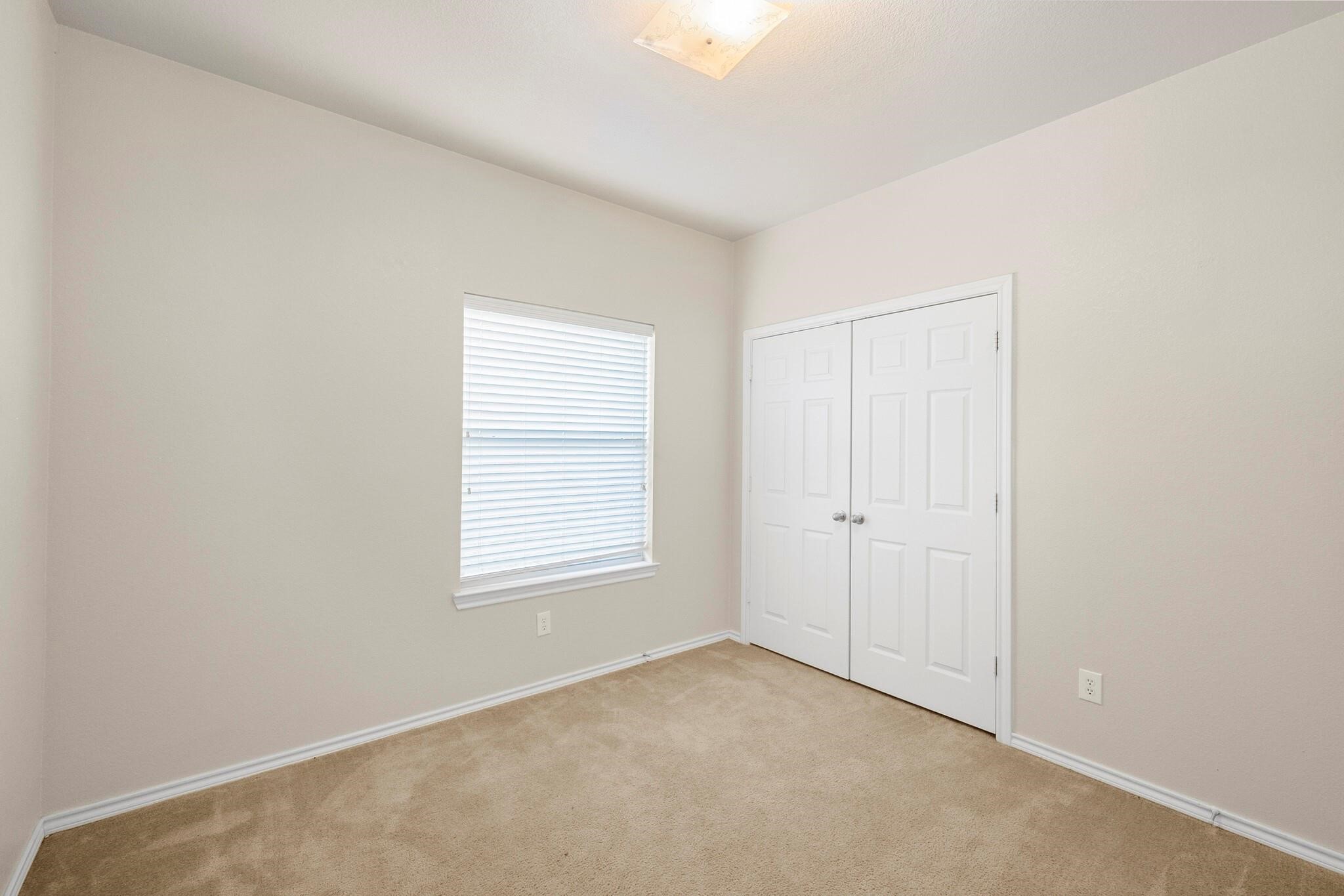 902 Walnut Street