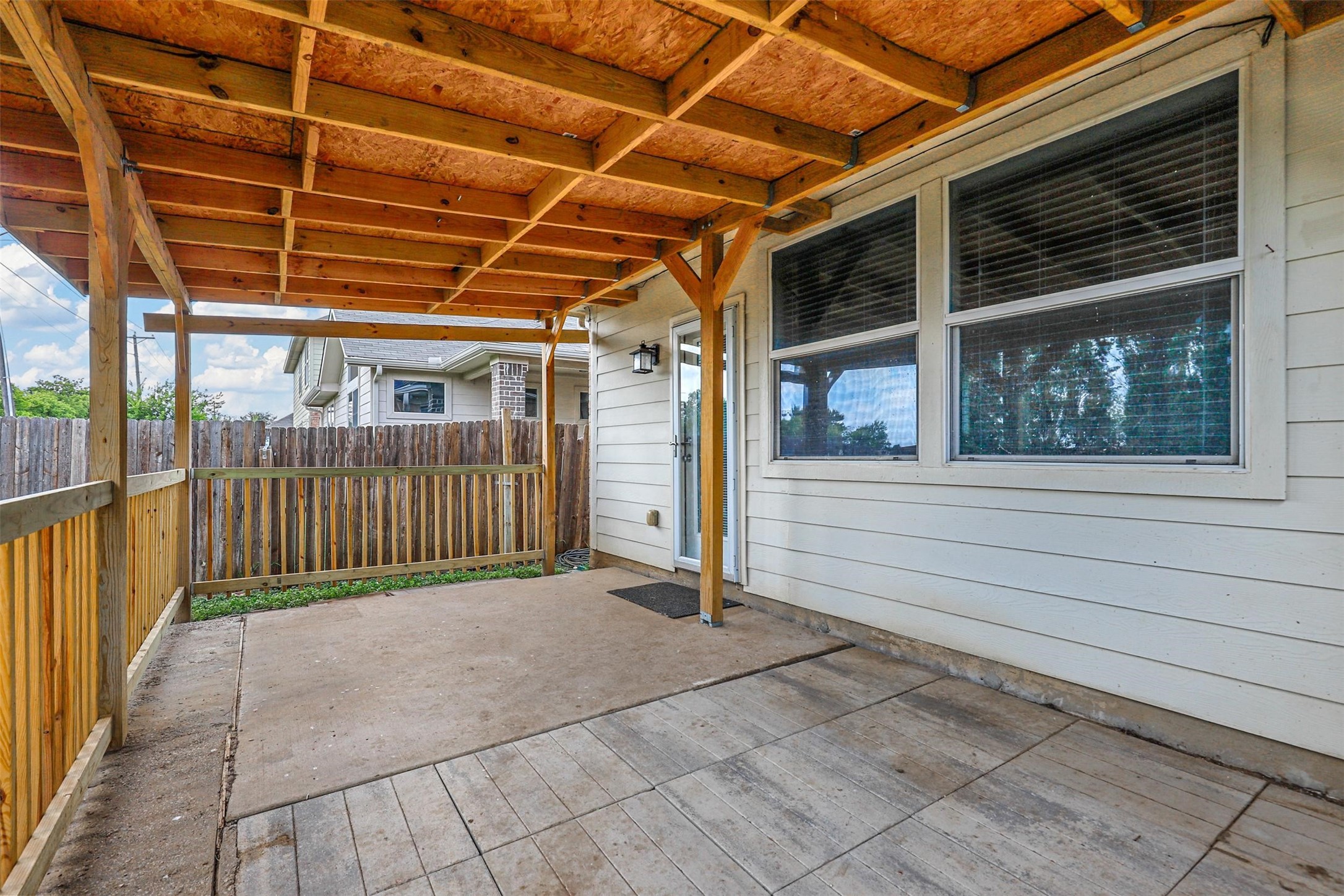 4209 Lake Stone Trail