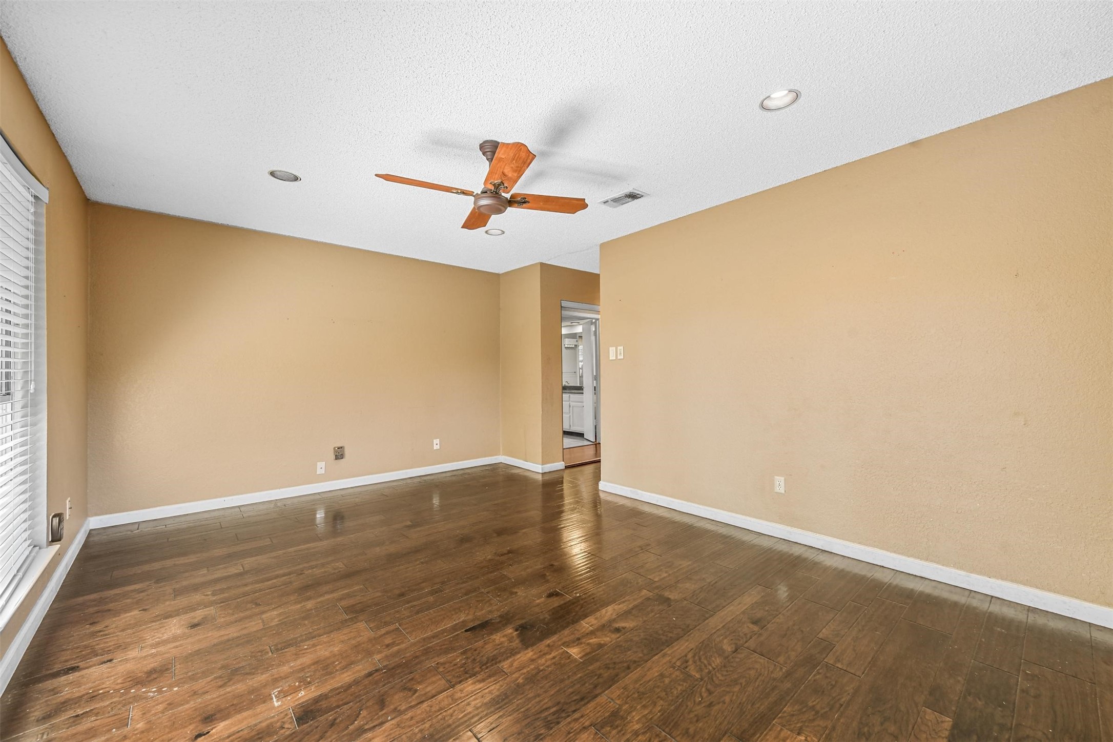 3404 Sheridan Court