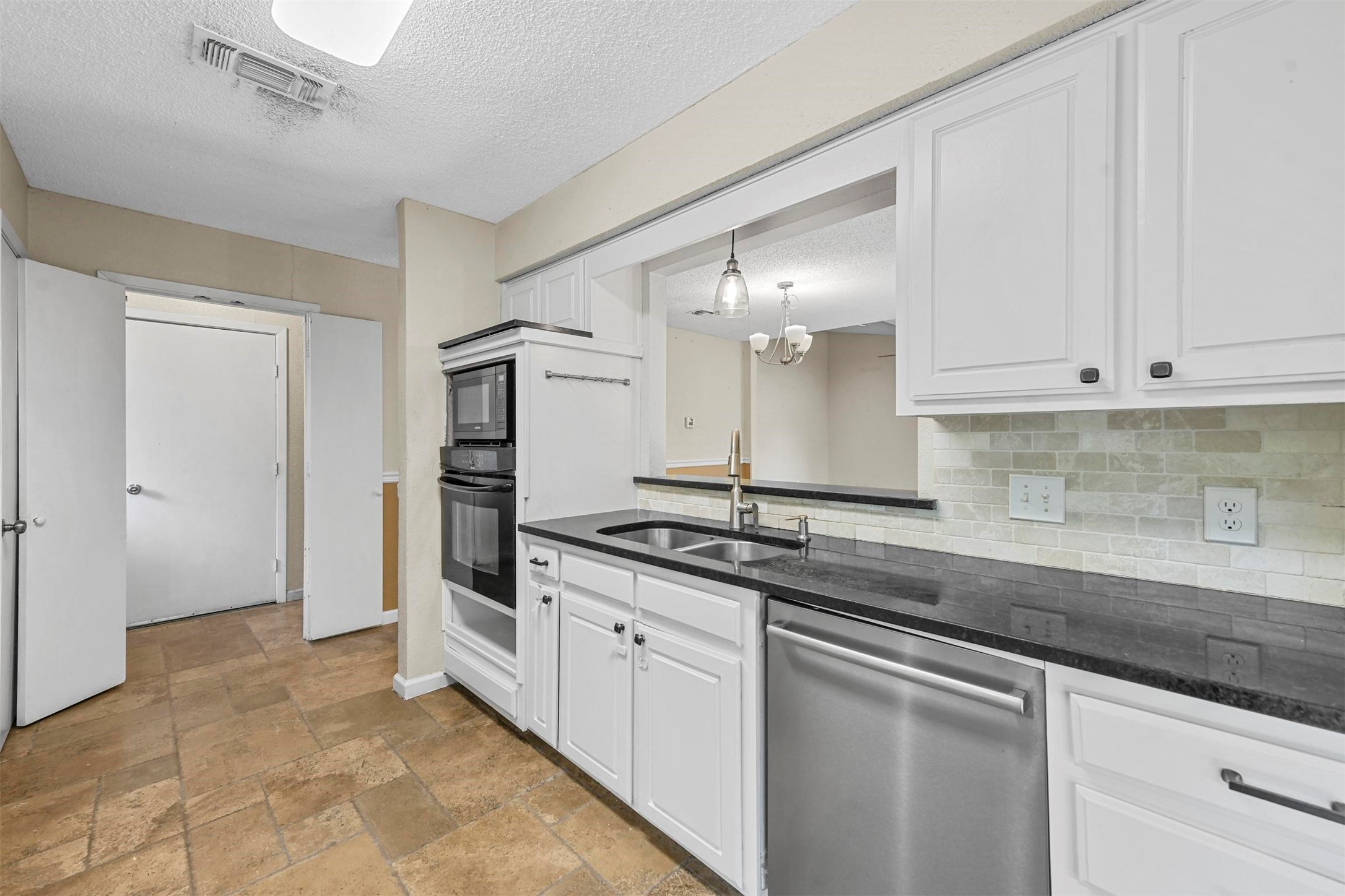 3404 Sheridan Court