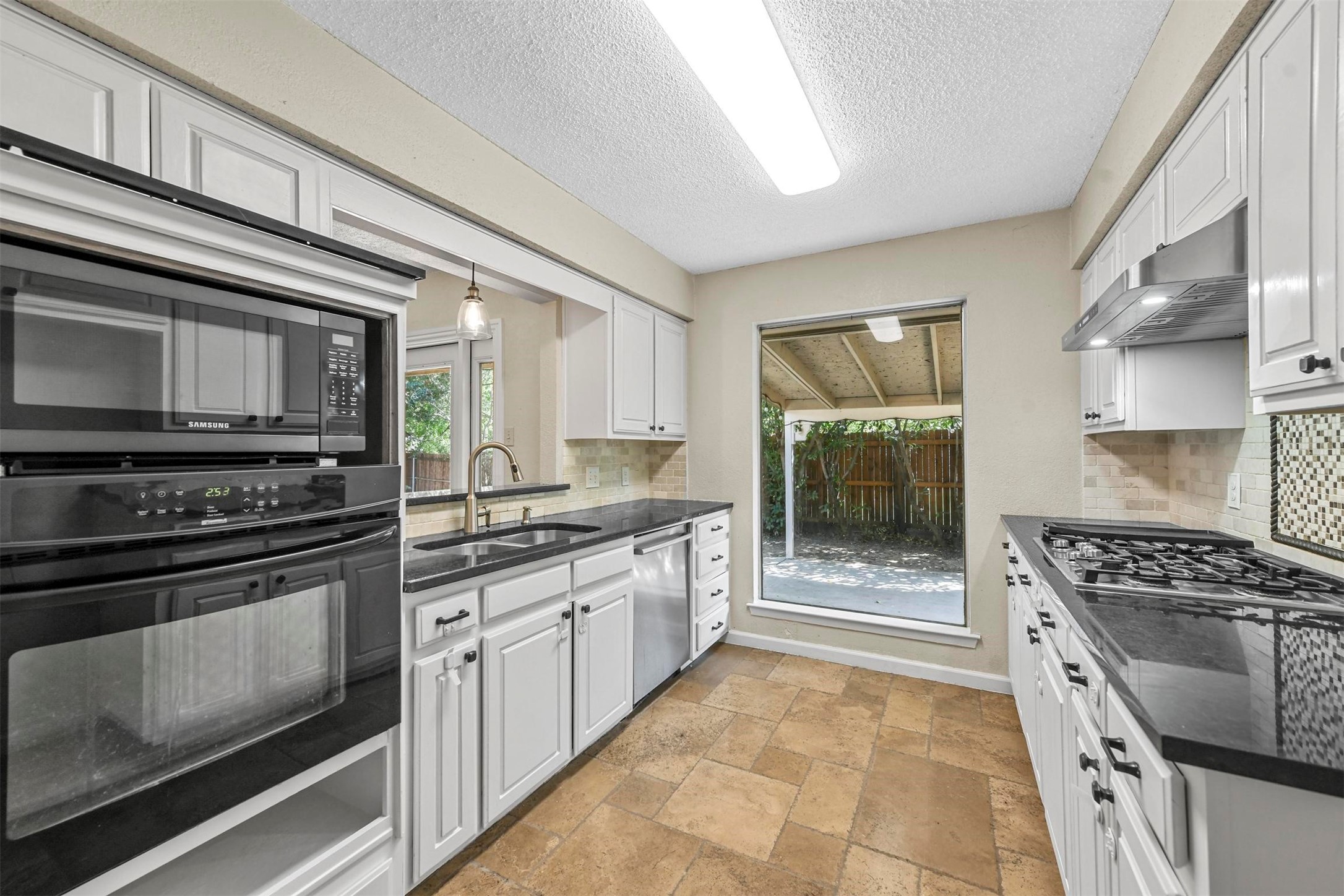 3404 Sheridan Court