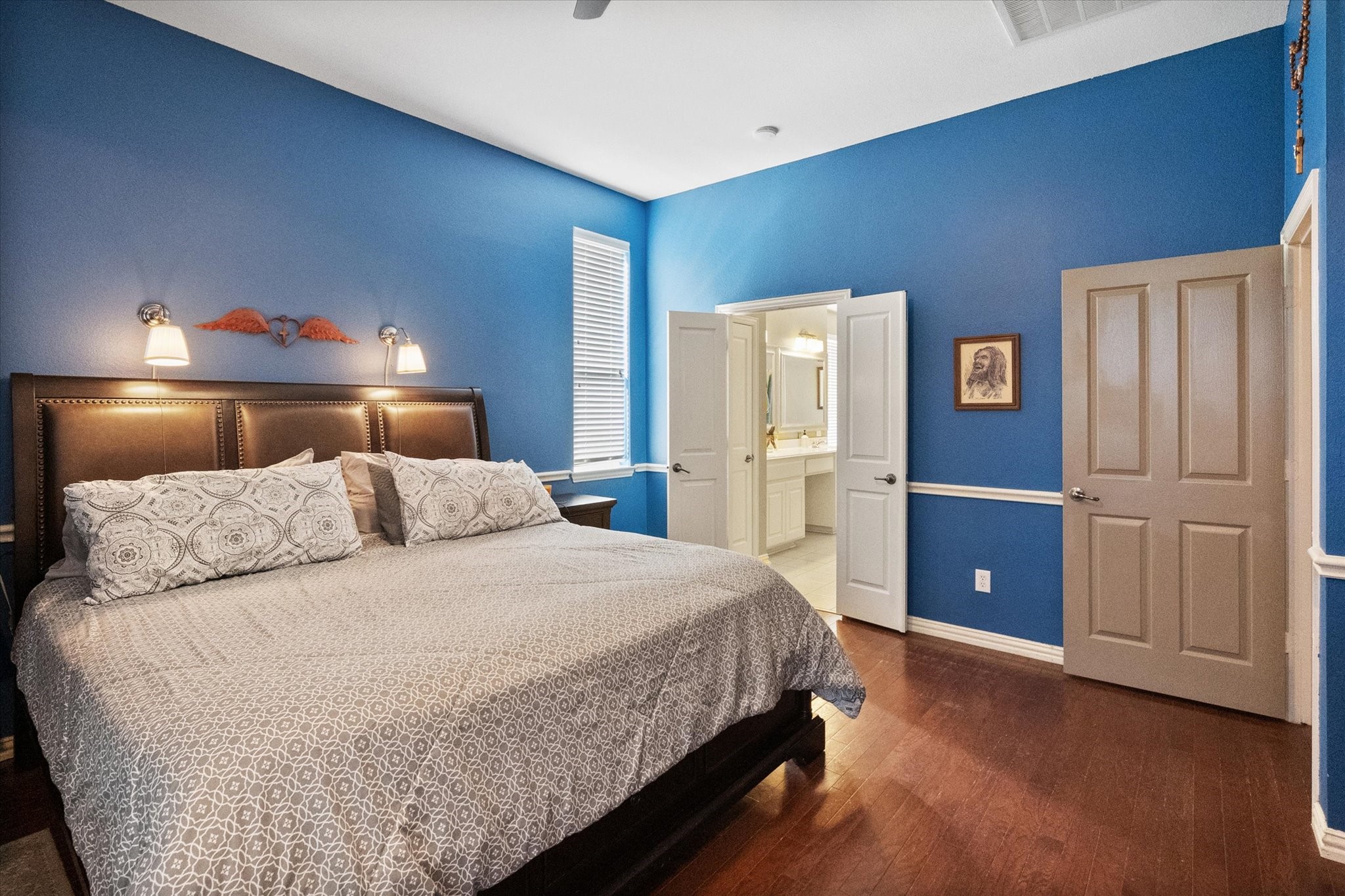 6856 Seacoast Drive