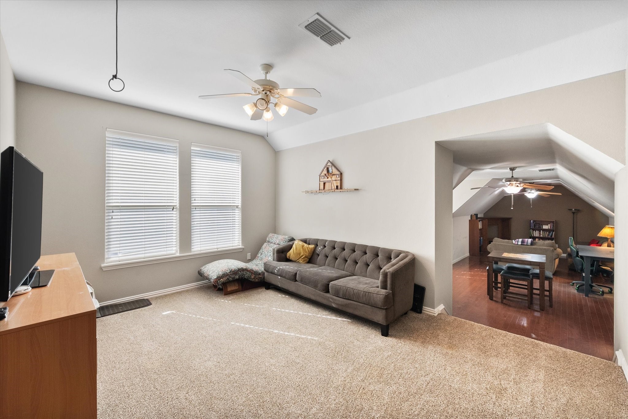 6856 Seacoast Drive