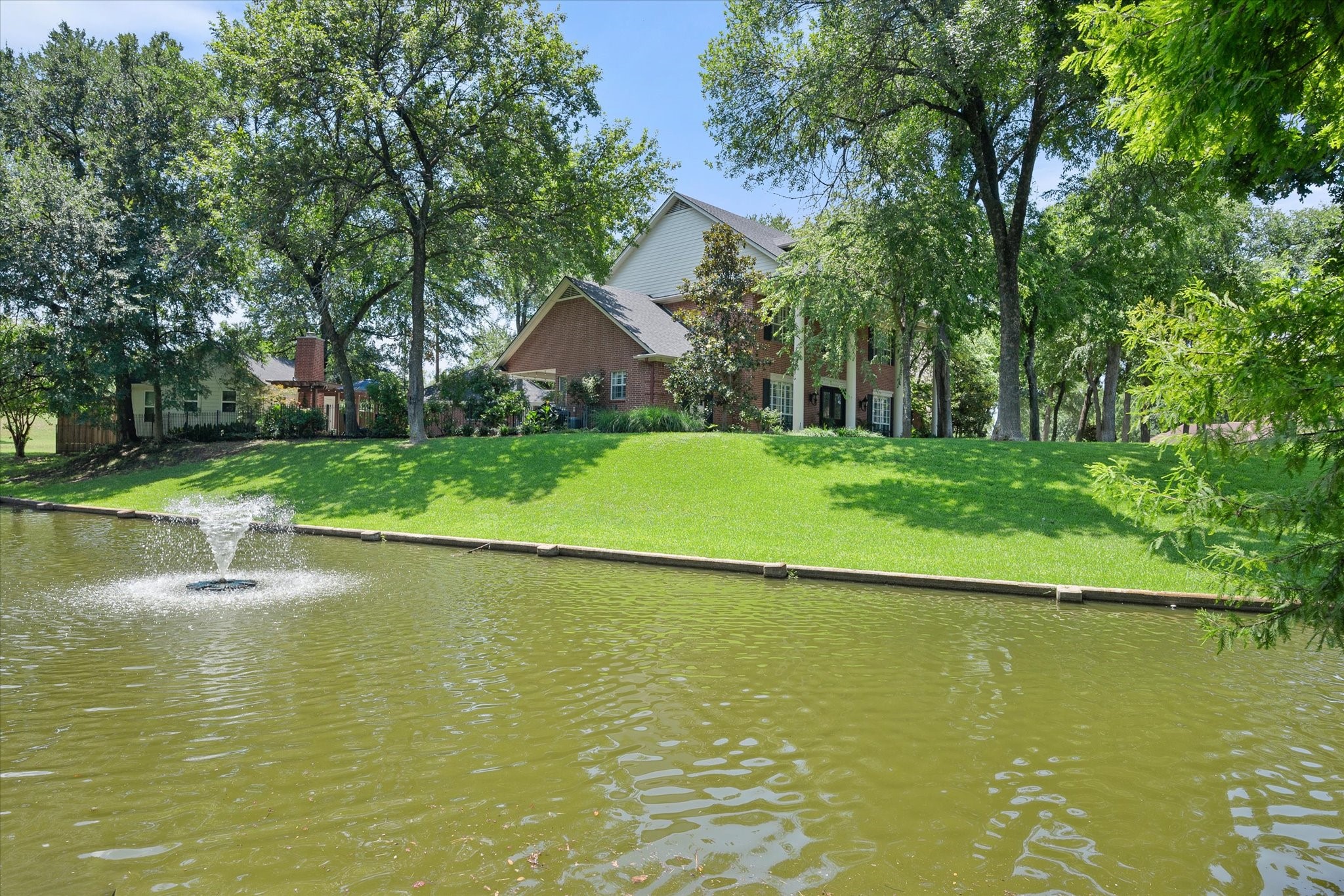 5848 Forest River Drive