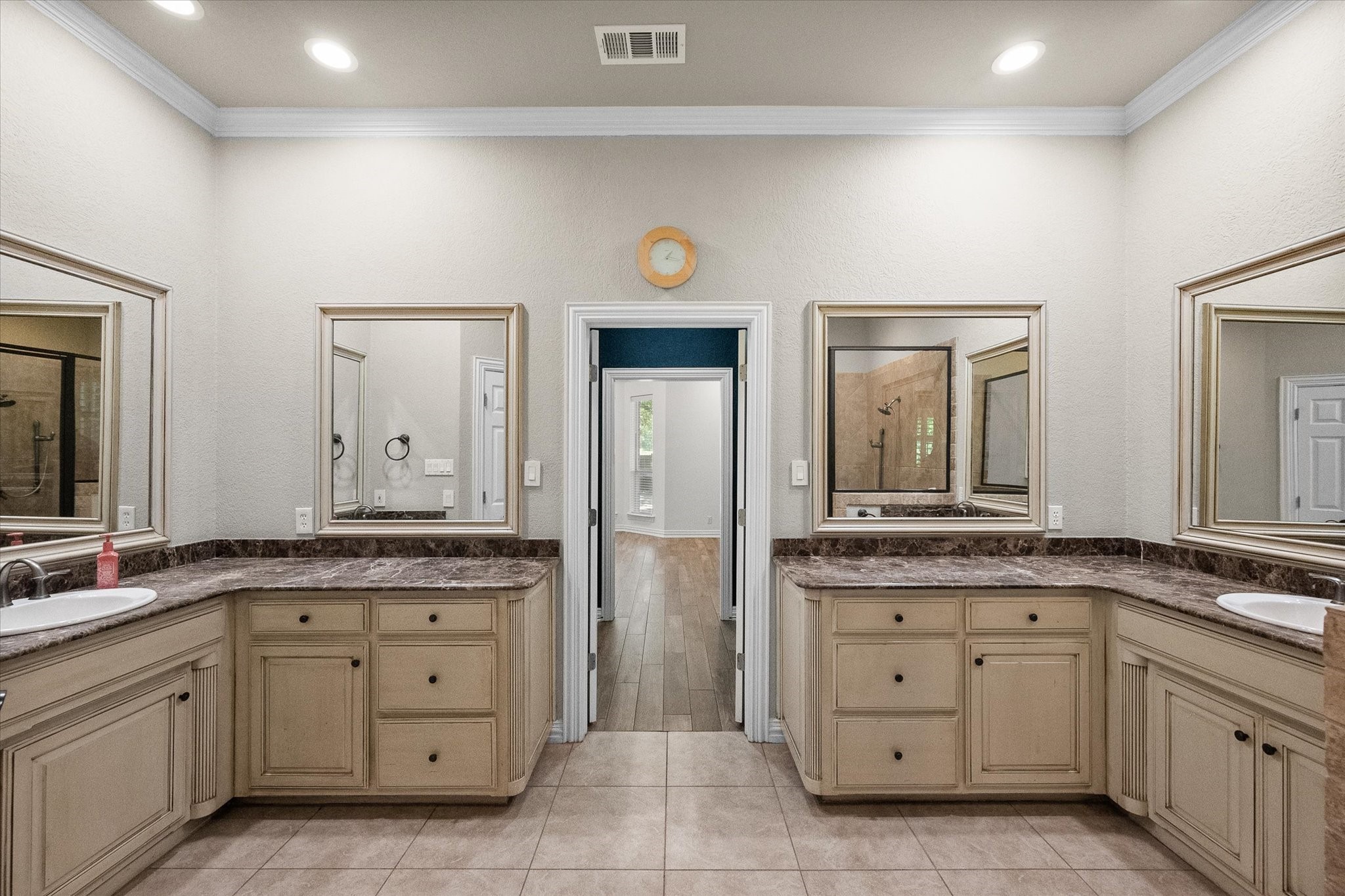 5848 Forest River Drive