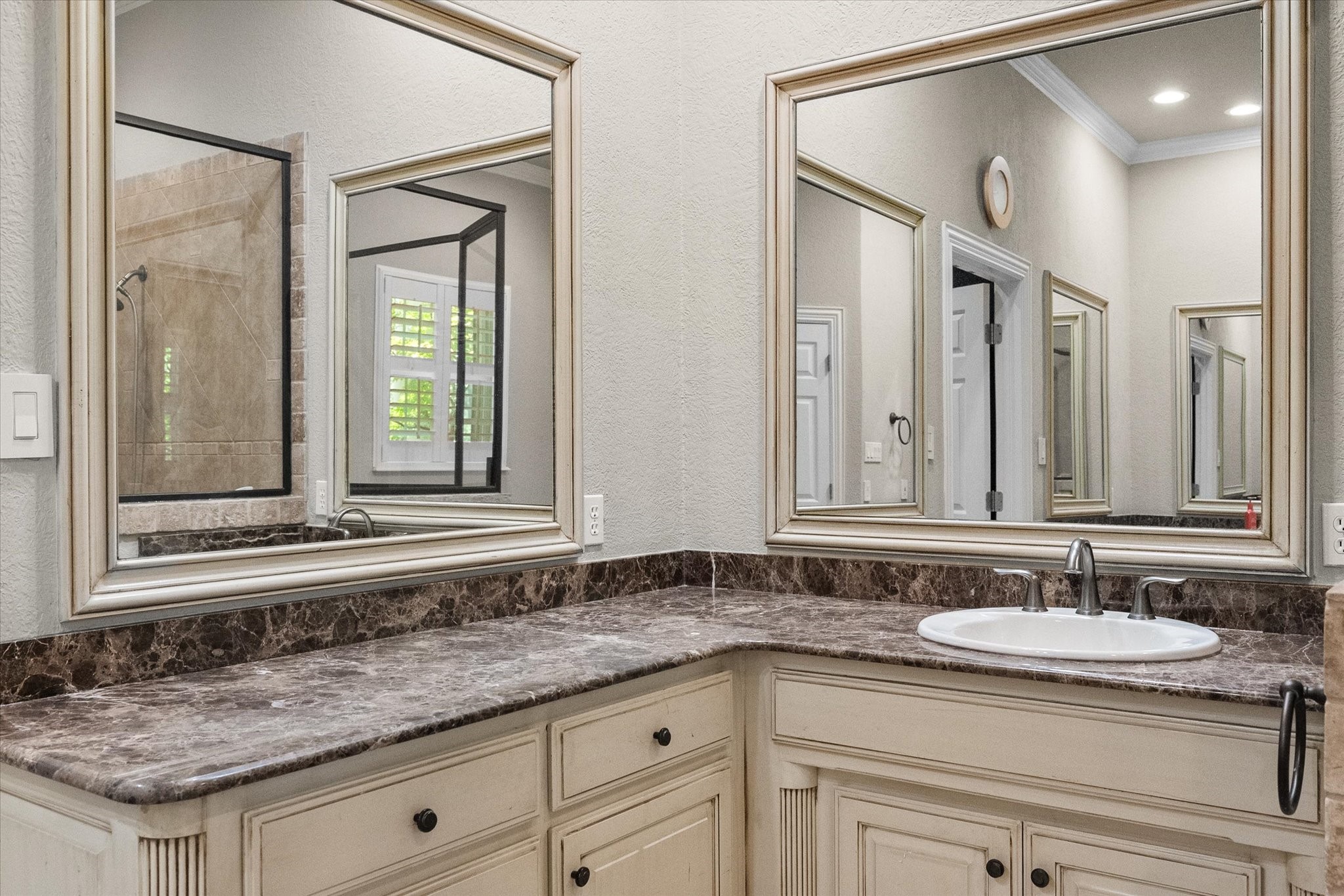 5848 Forest River Drive