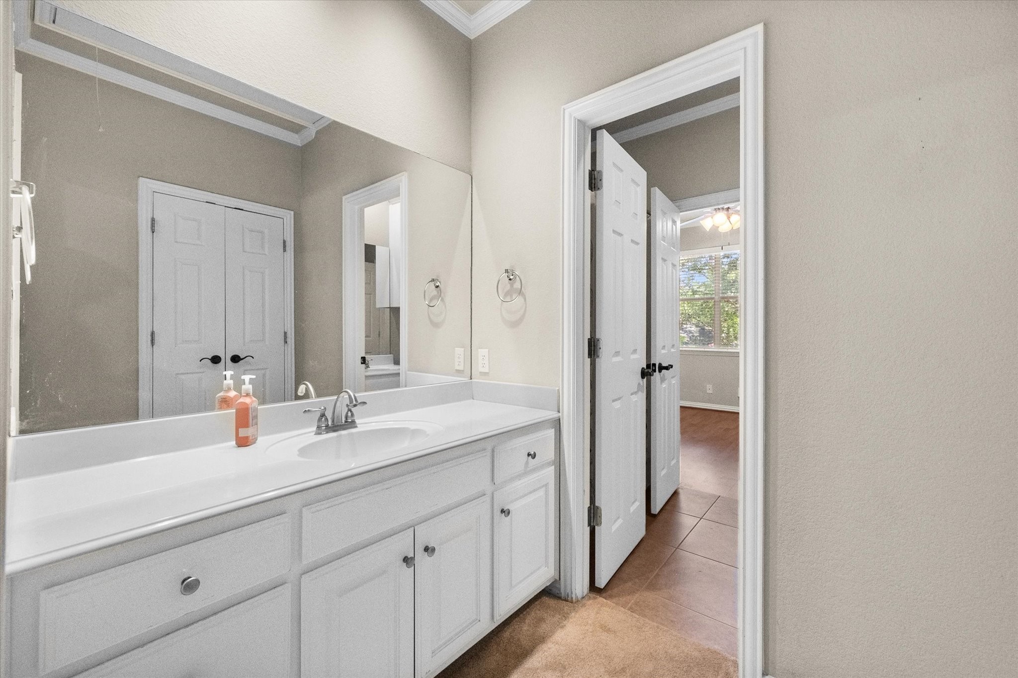 5848 Forest River Drive