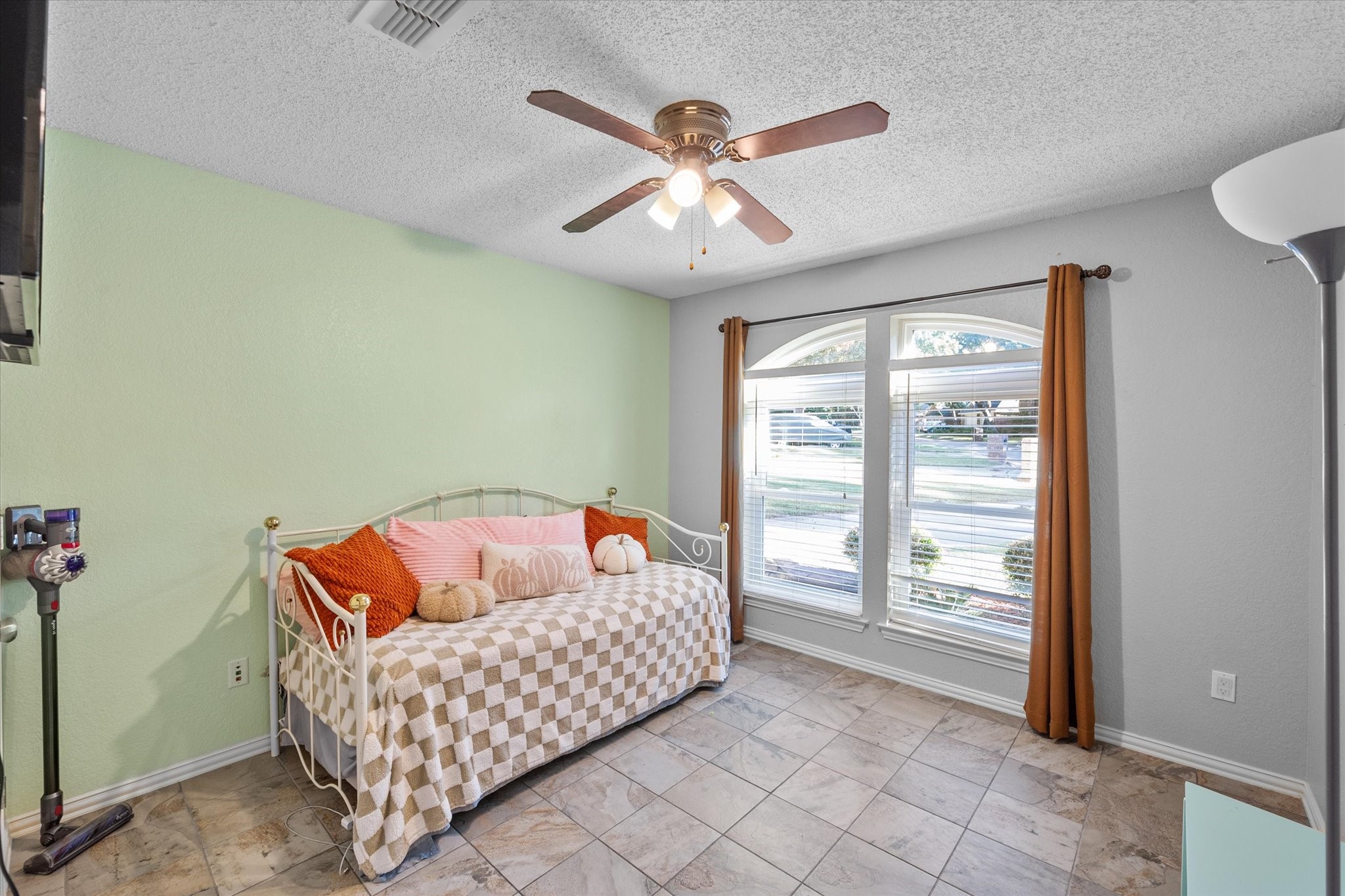 3806 Sounder Drive