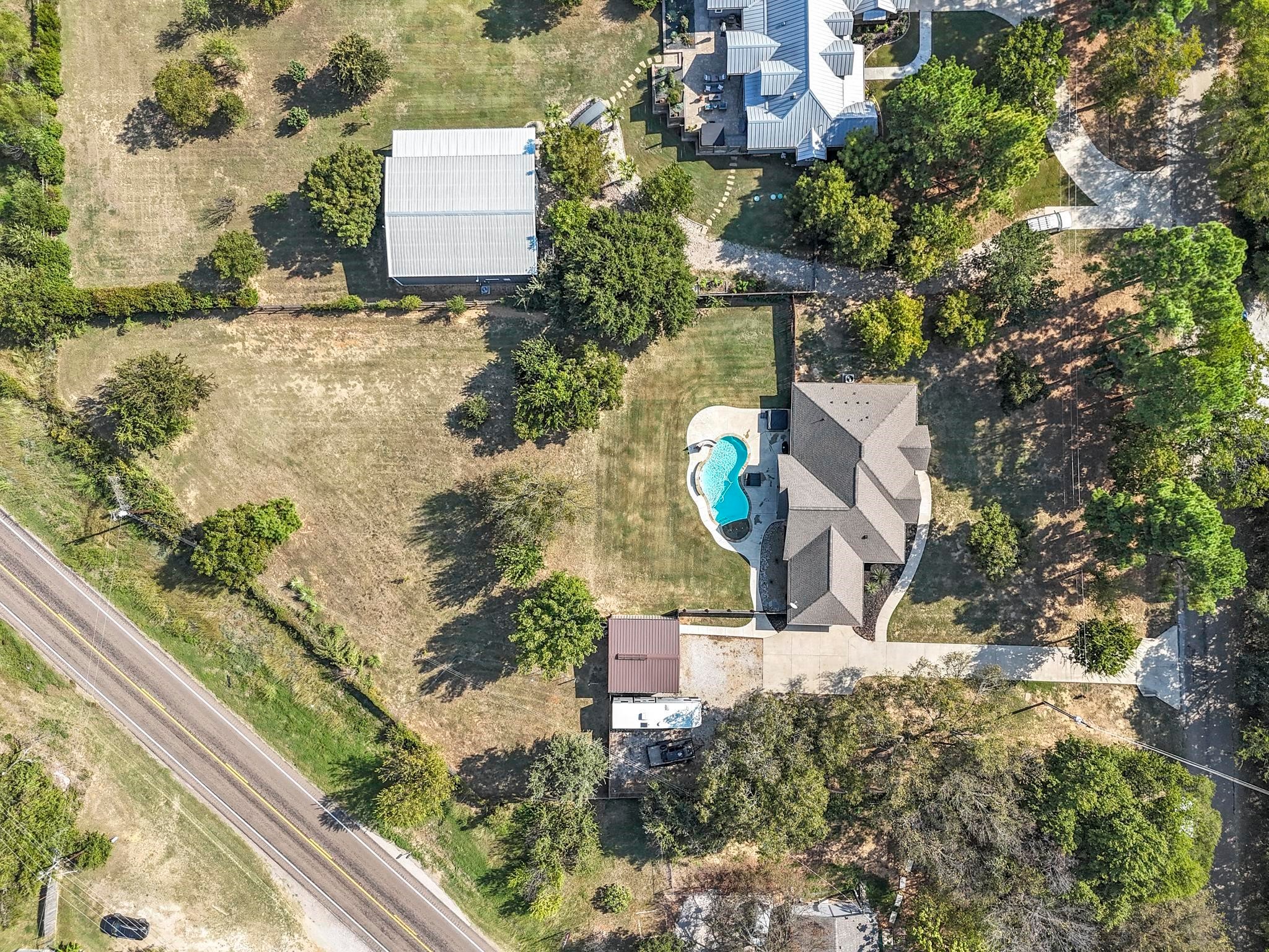2913 Bairds Lane