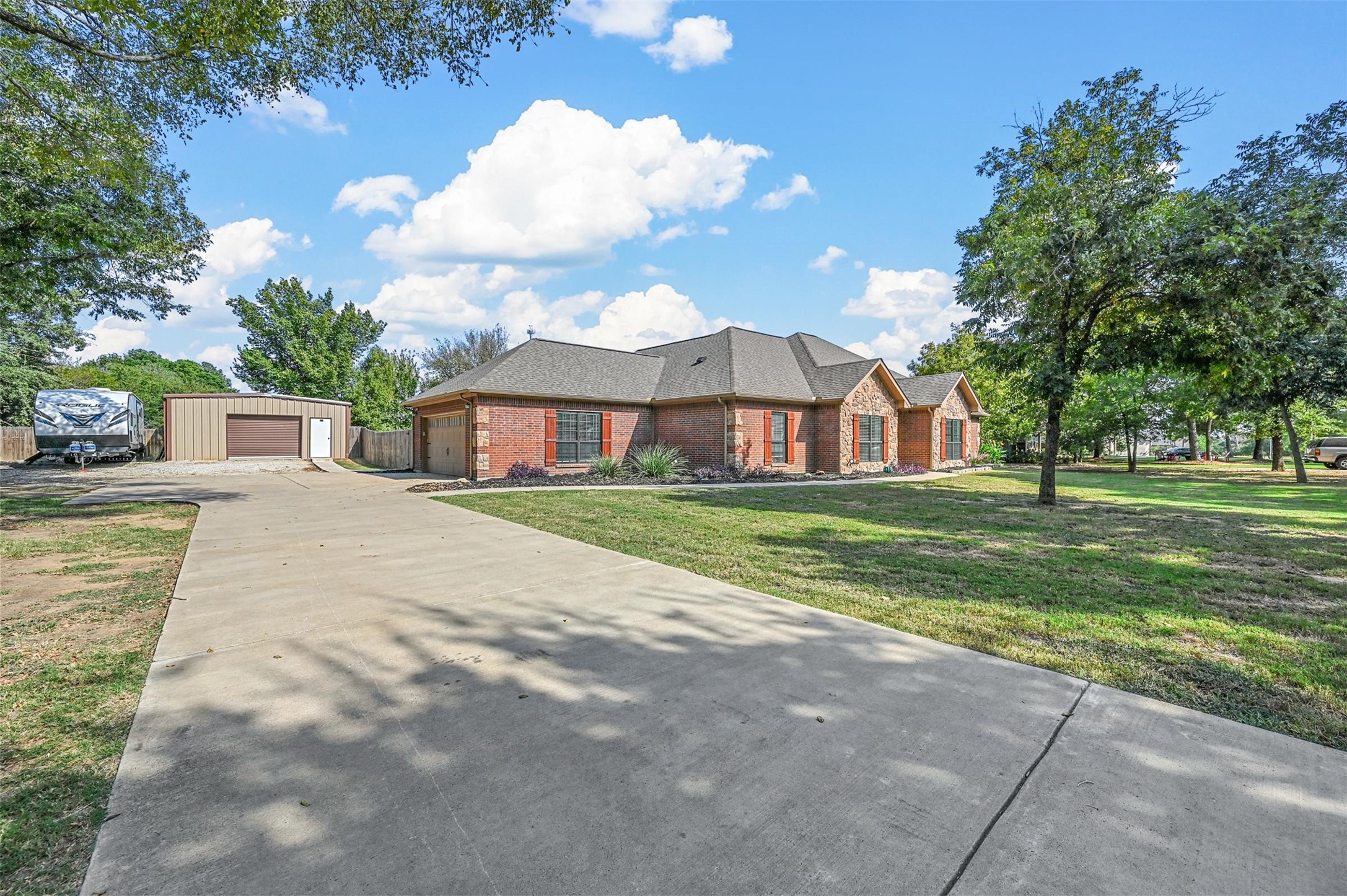 2913 Bairds Lane
