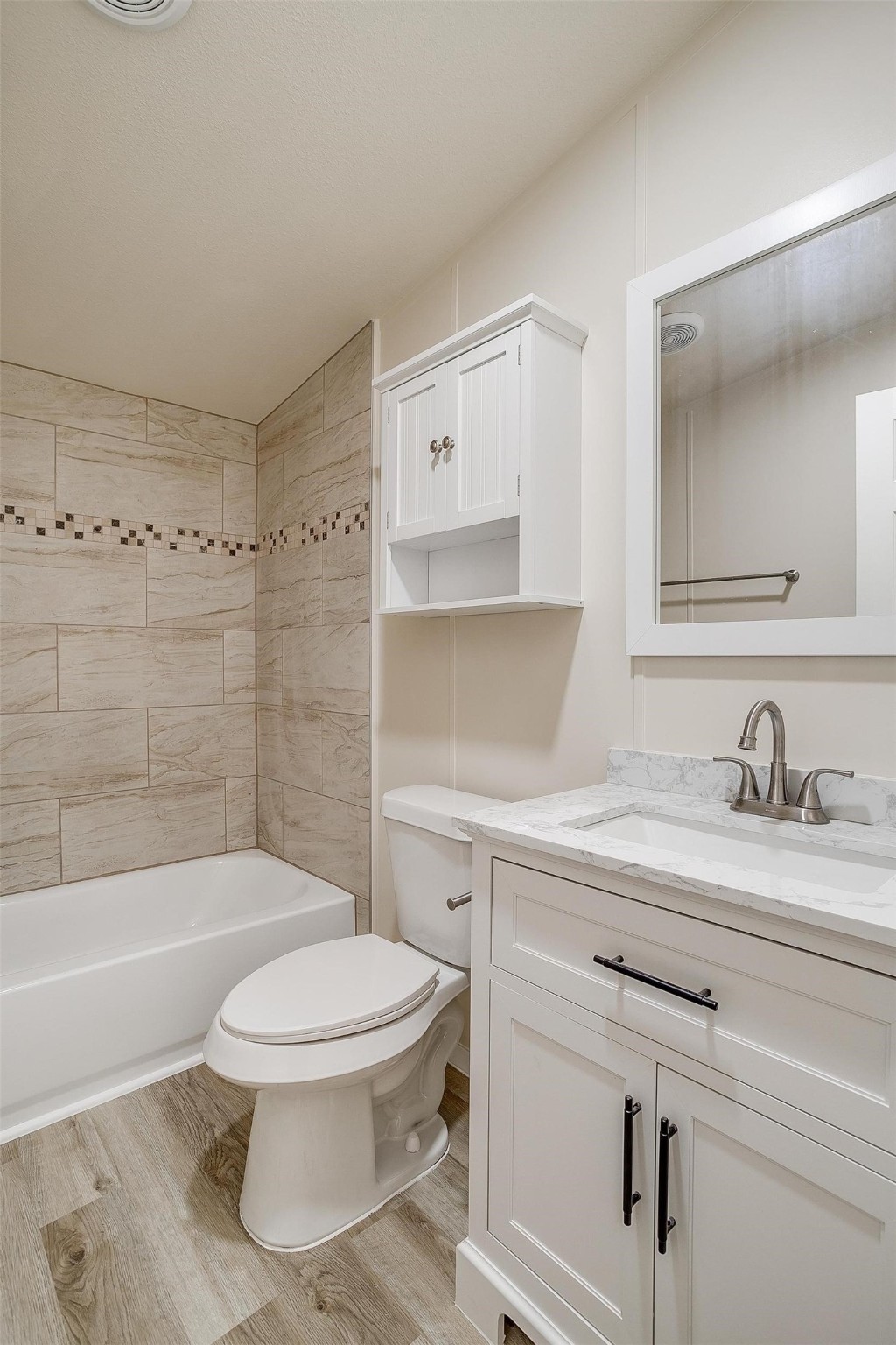 5460 Wendy Lane