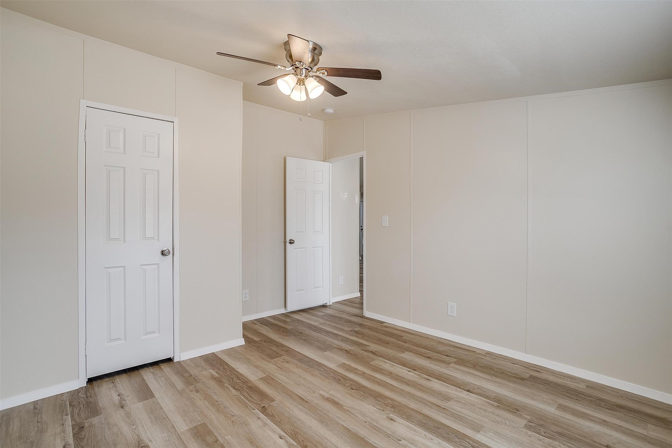 5460 Wendy Lane