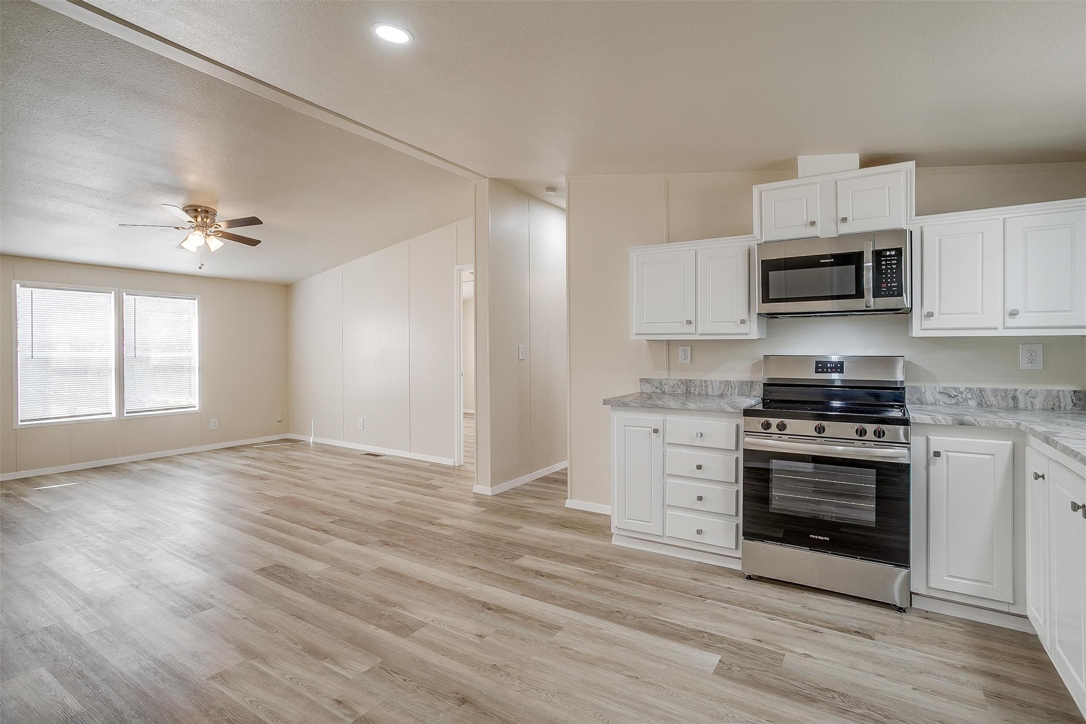 5460 Wendy Lane