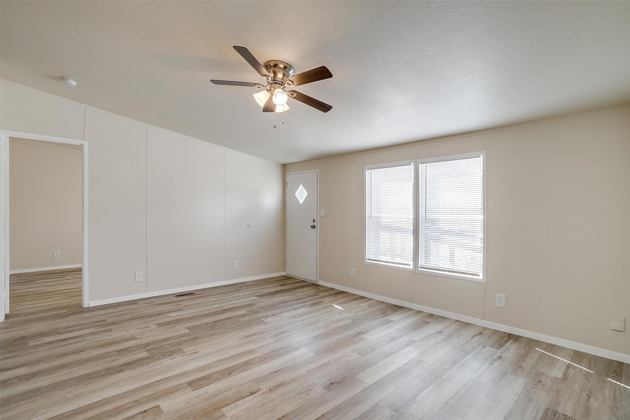 5460 Wendy Lane