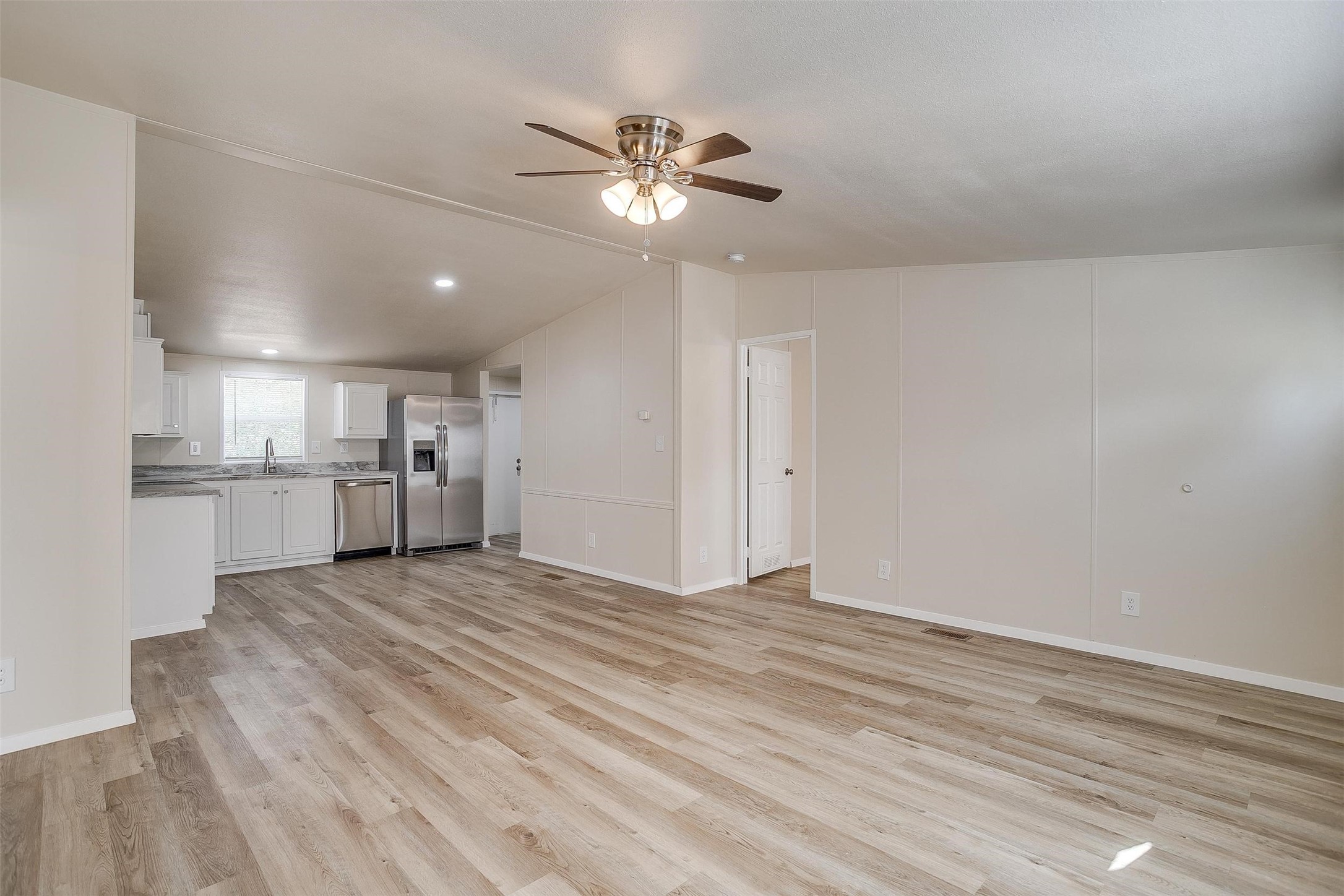 5460 Wendy Lane