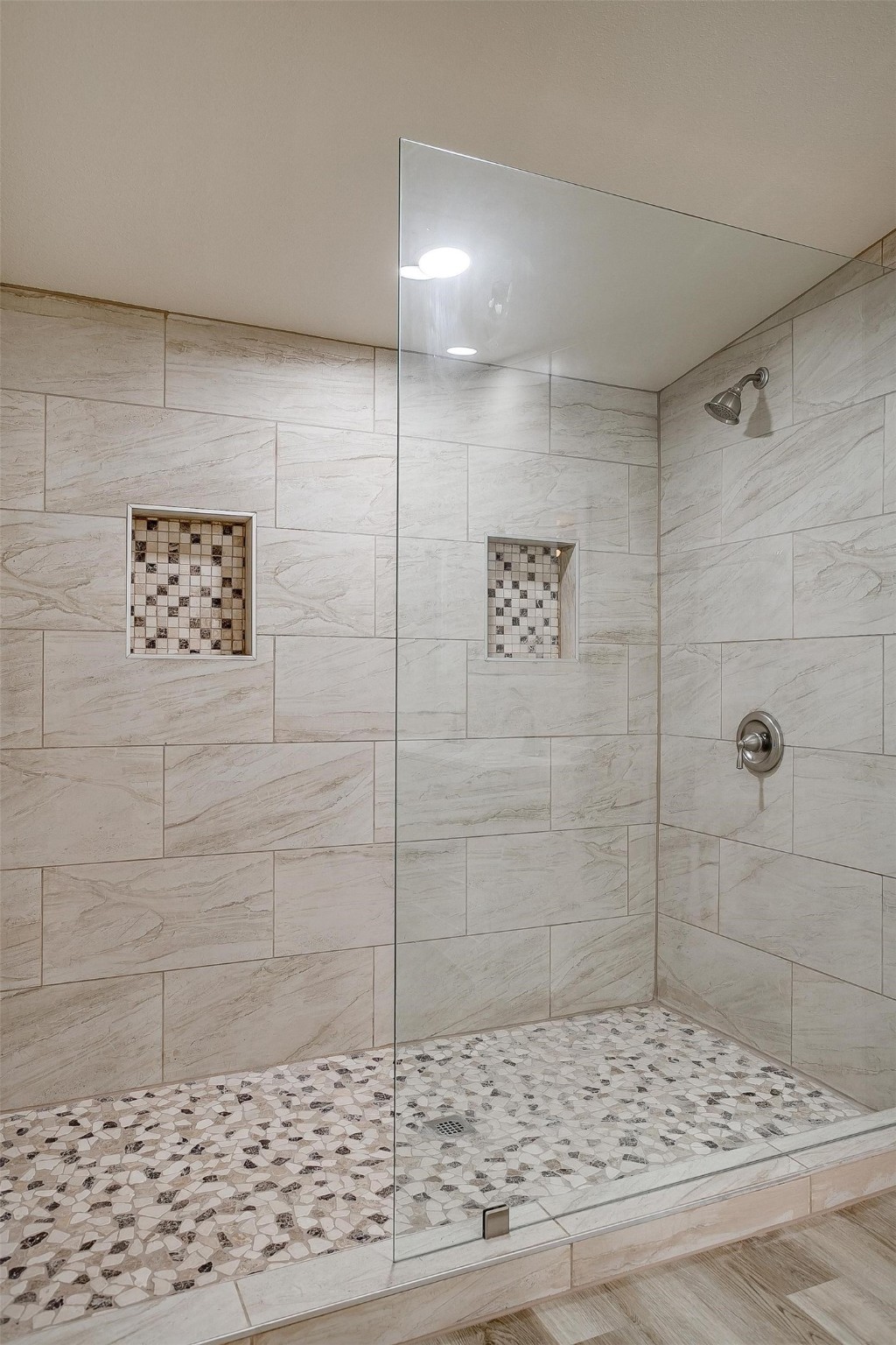 5460 Wendy Lane