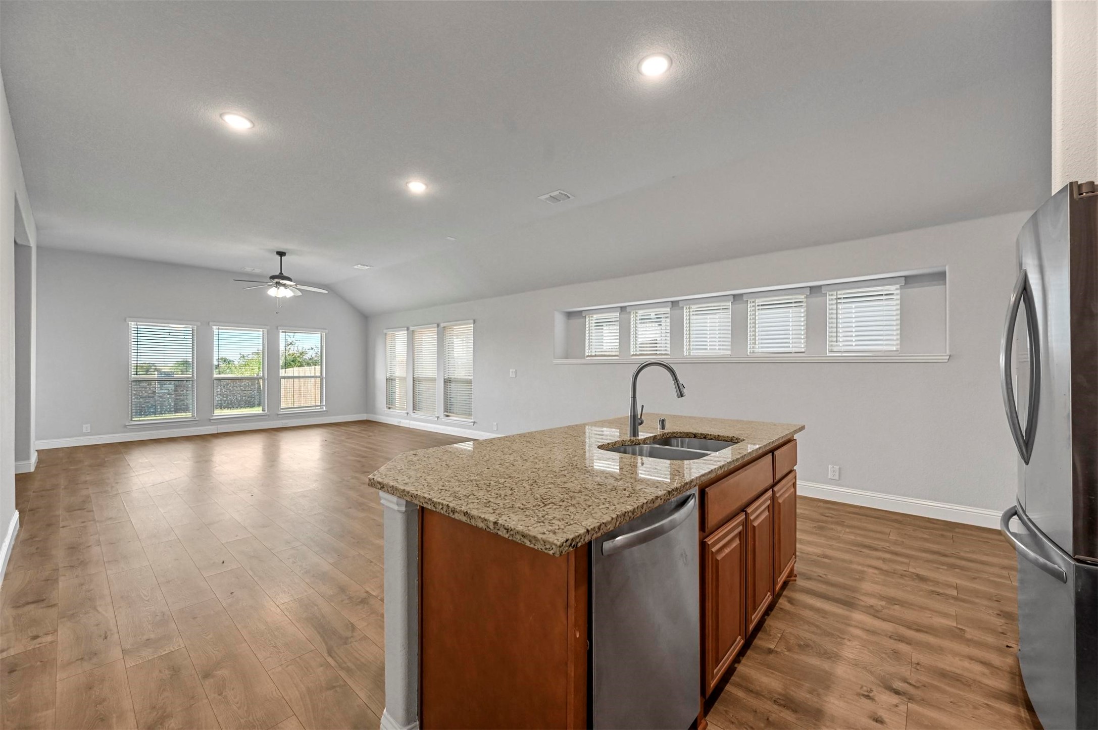 1124 Raptor Road