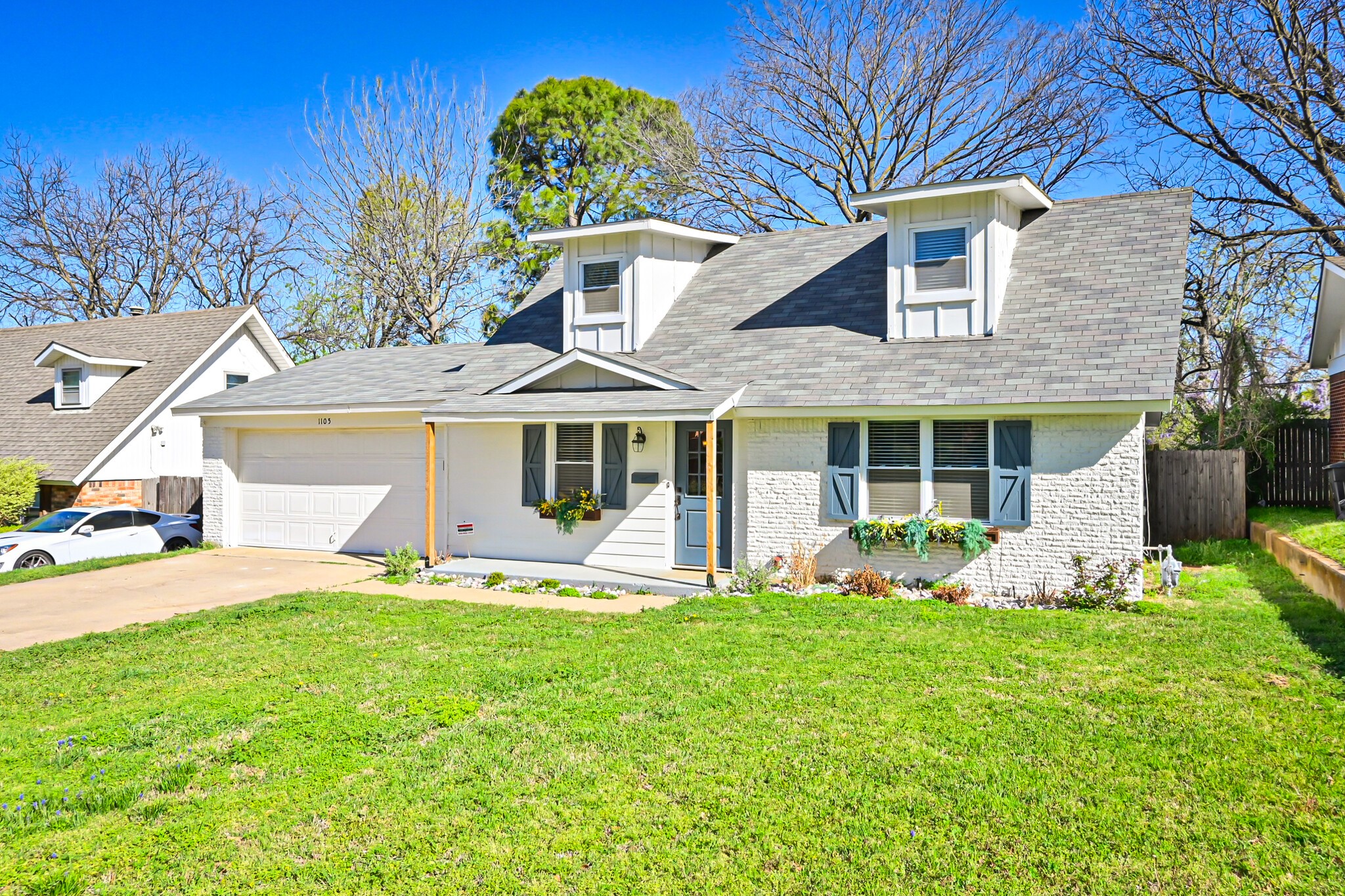 1105 Paula Drive