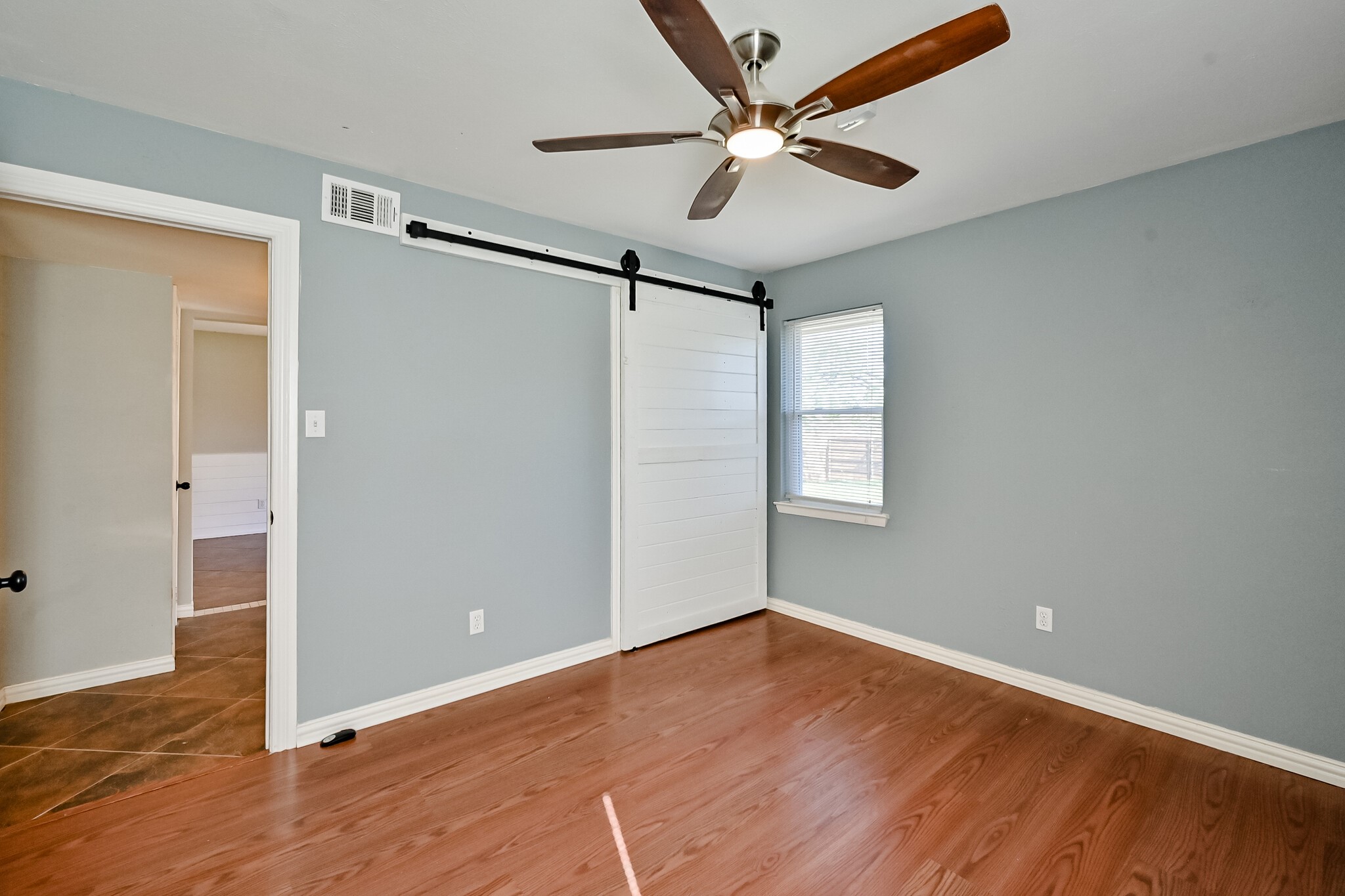 1105 Paula Drive
