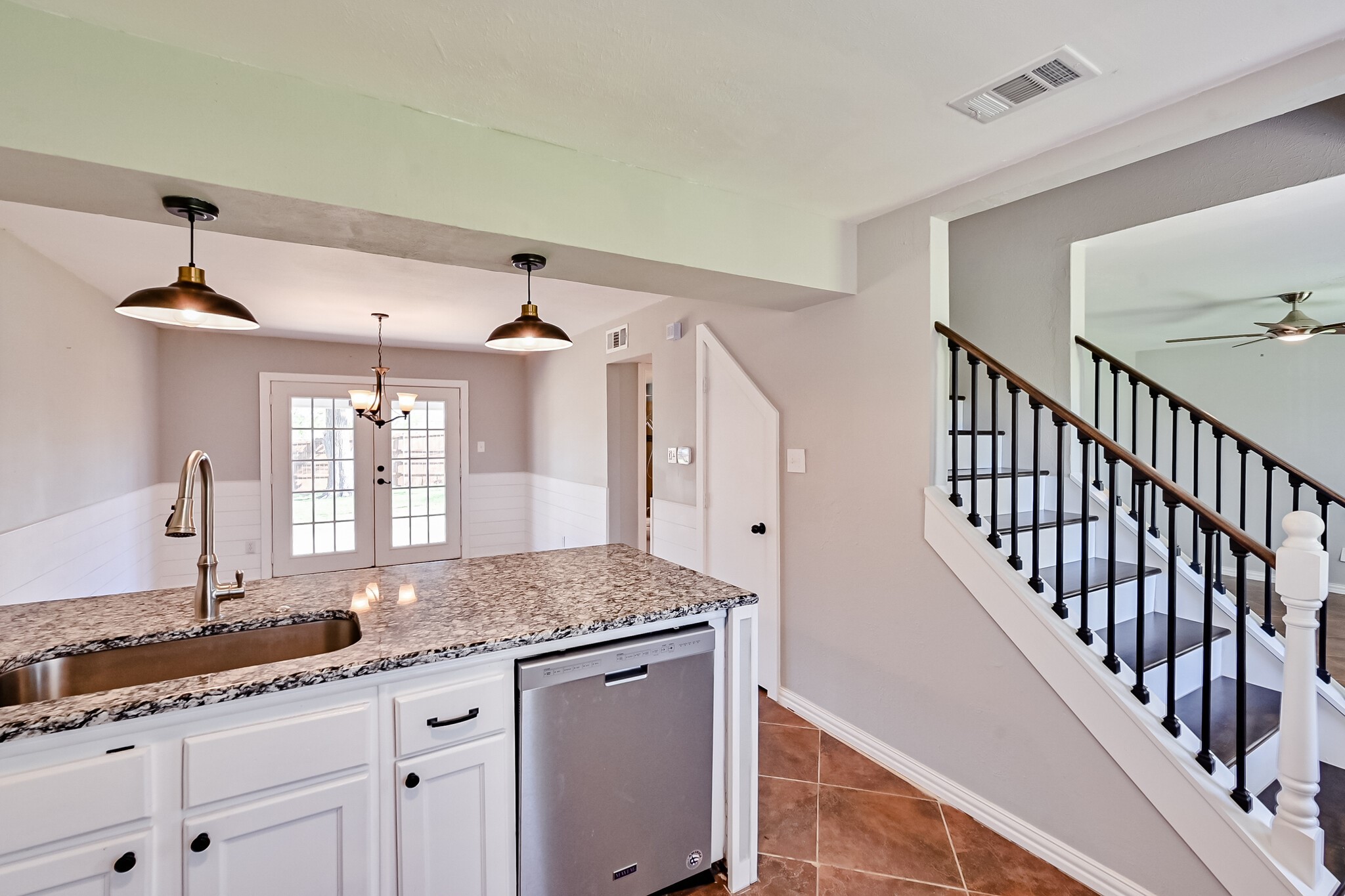 1105 Paula Drive
