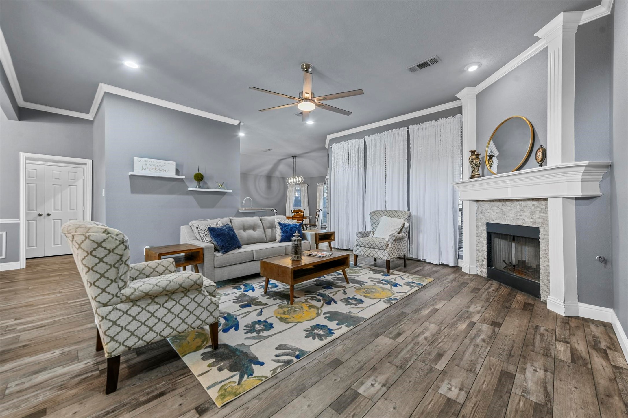 534 Broadsword Lane