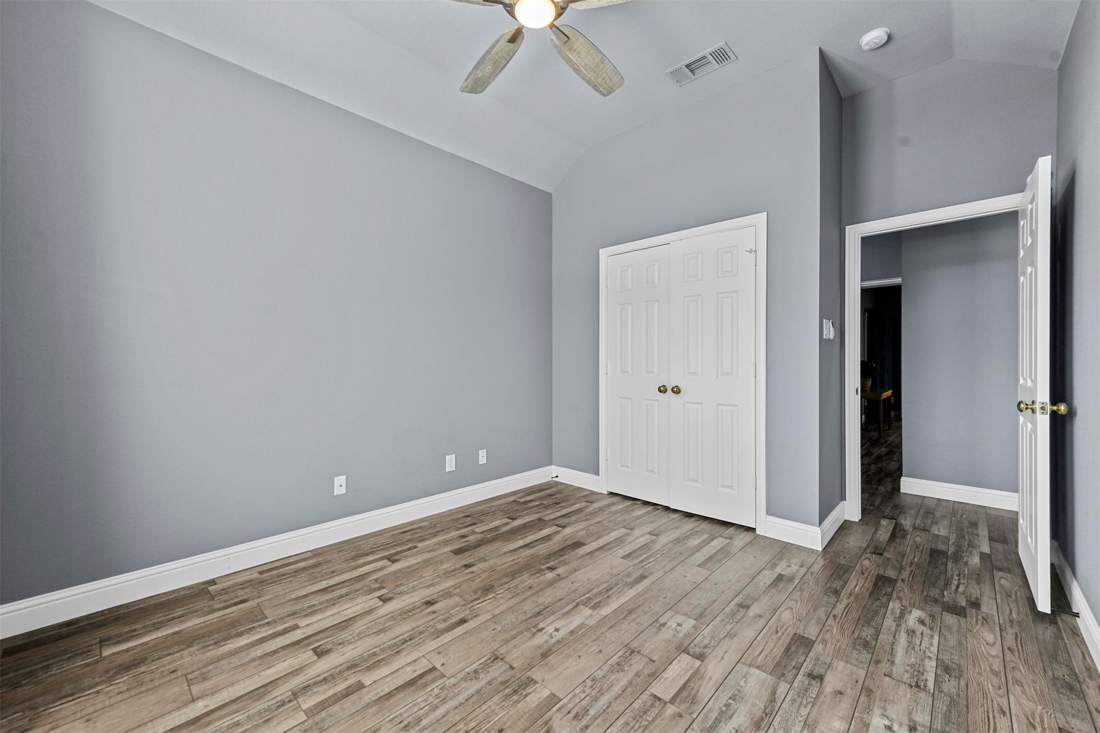 534 Broadsword Lane