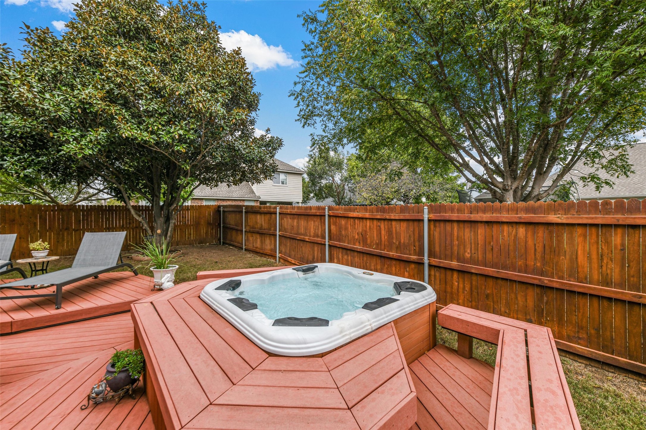 2601 Hardwood Trail