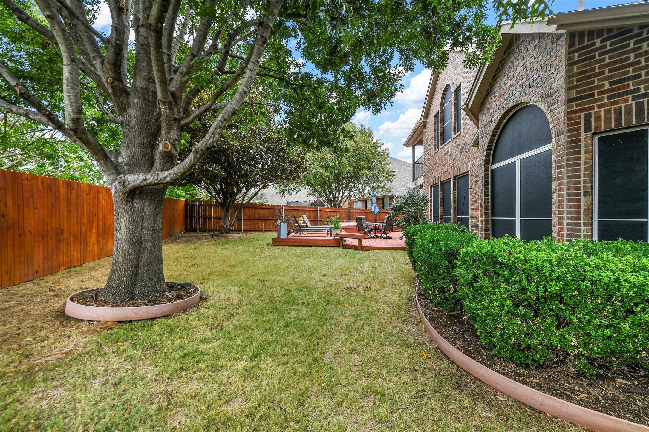 2601 Hardwood Trail